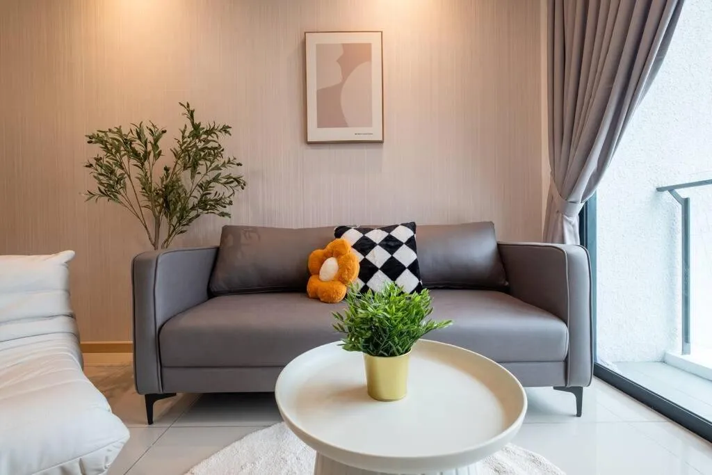 Living room in Blissful Cottage@FeelHome/2BR,7pax,MRT 中文房东