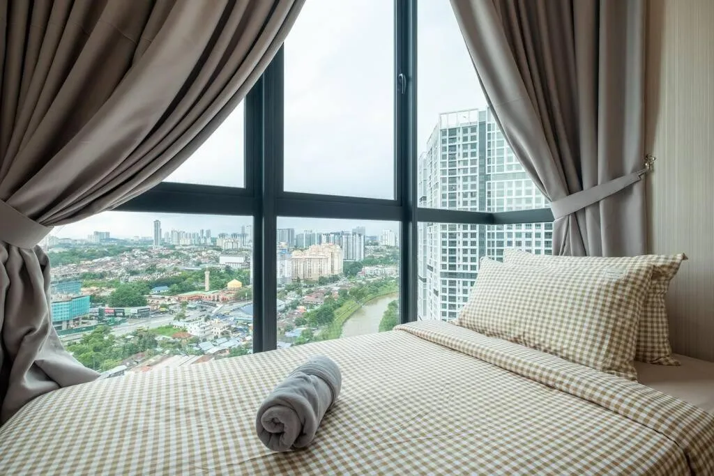 Bed in Blissful Cottage@FeelHome/2BR,7pax,MRT 中文房东