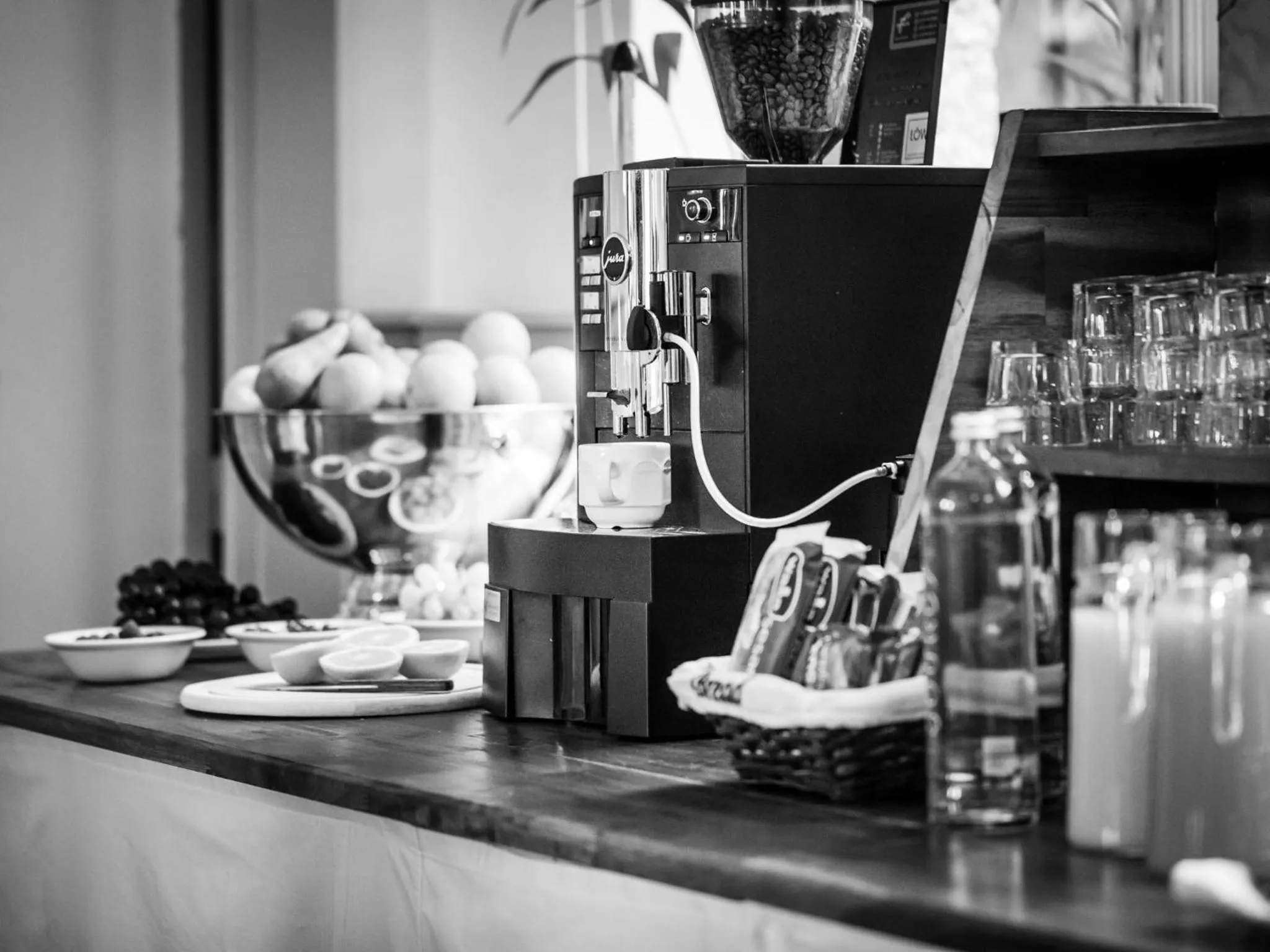 Restaurant/places to eat in Hotel Au Quartier