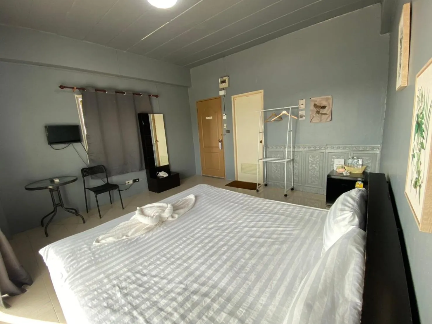 Bedroom, Bed in Grand Bangsaen Hotel