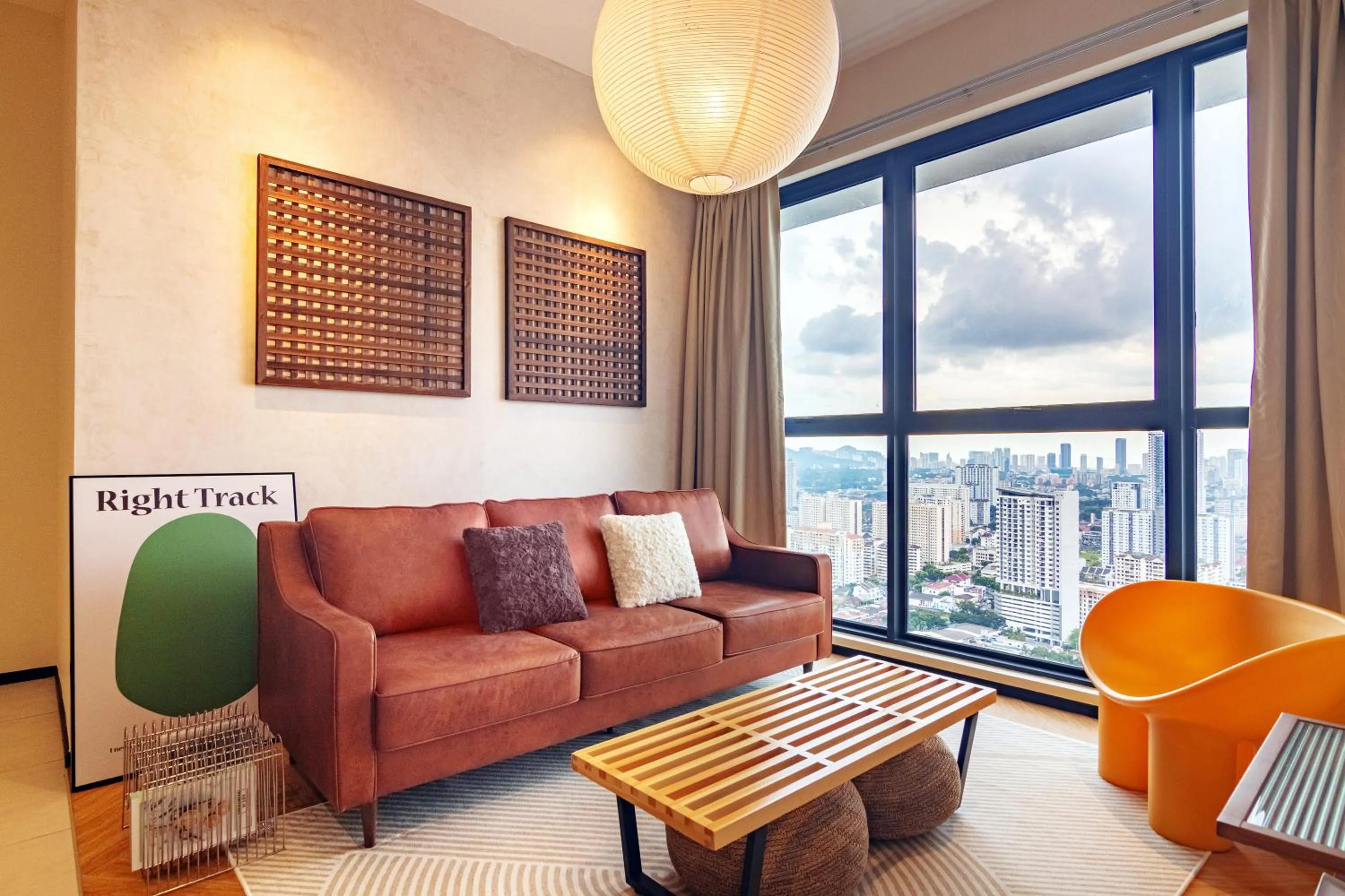 Living room in Urban Suites, Classic Collection by Stellar ALV