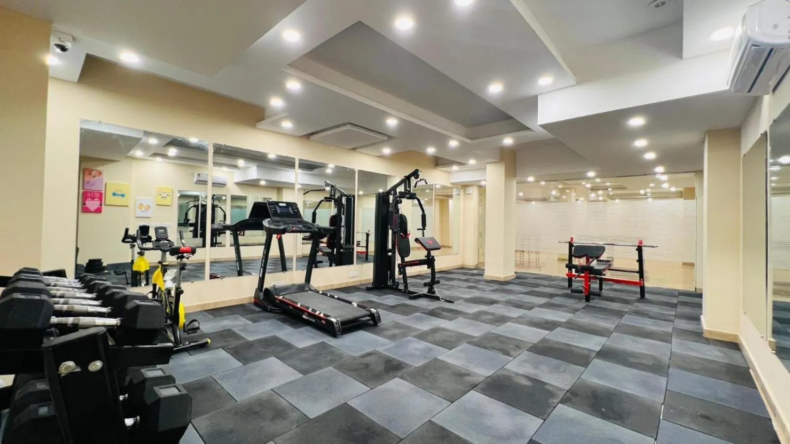Fitness centre/facilities in ZEN Medicity - Hotel & Serviced Apartments Gurgaon