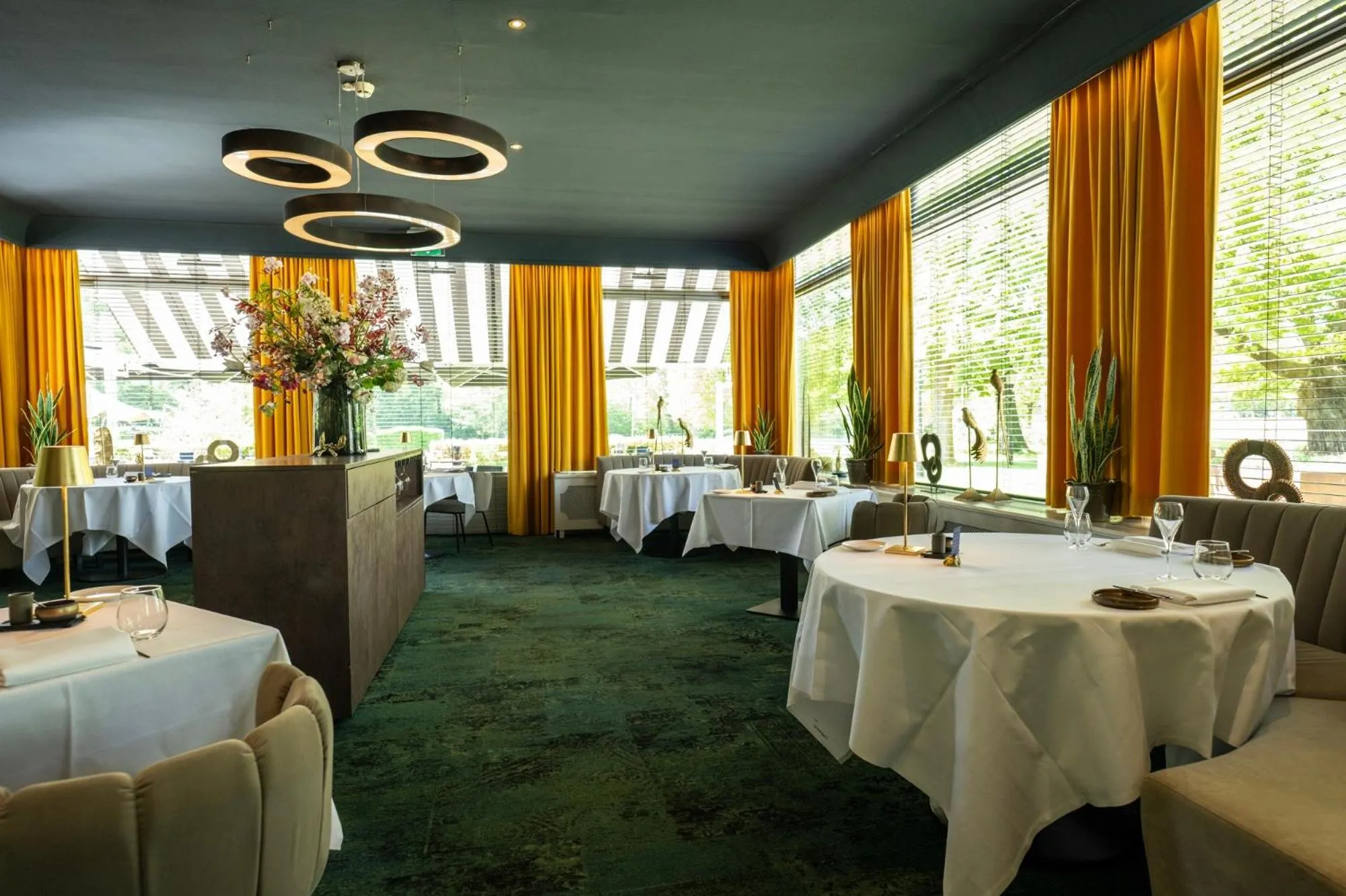 Restaurant/places to eat in Landgoed Hotel & Restaurant Carelshaven