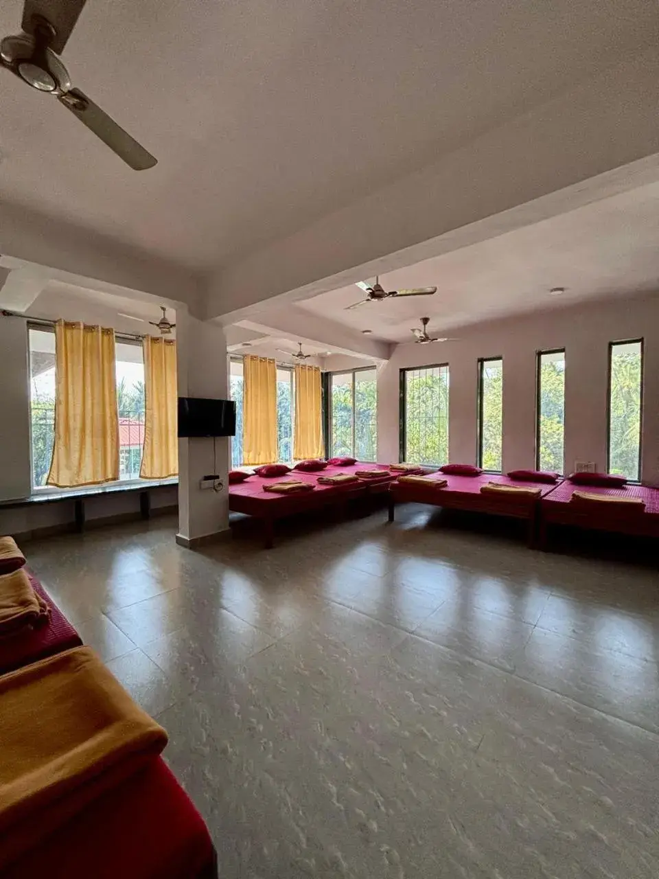 Mixed Dormitory Room in Oxygen Resort, Akshi Mixed Dormitory Room in Oxygen Resort, Akshi