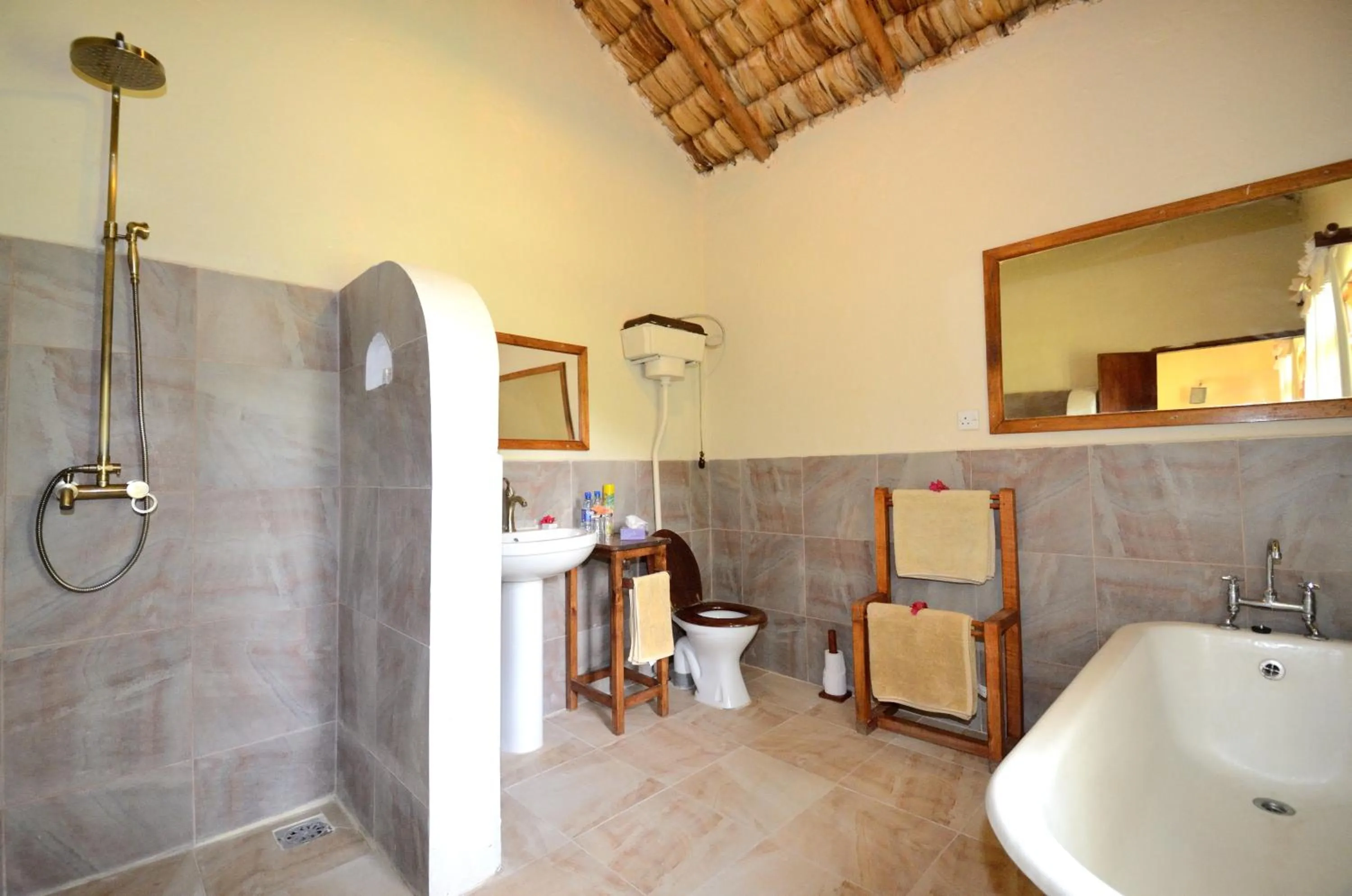 Shower in Arusha Safari Lodge
