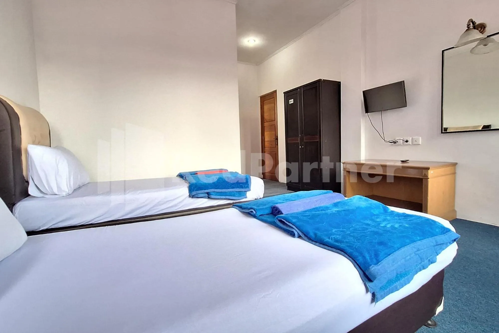 Bedroom, Bed in Hotel Graha Muslim RedPartner