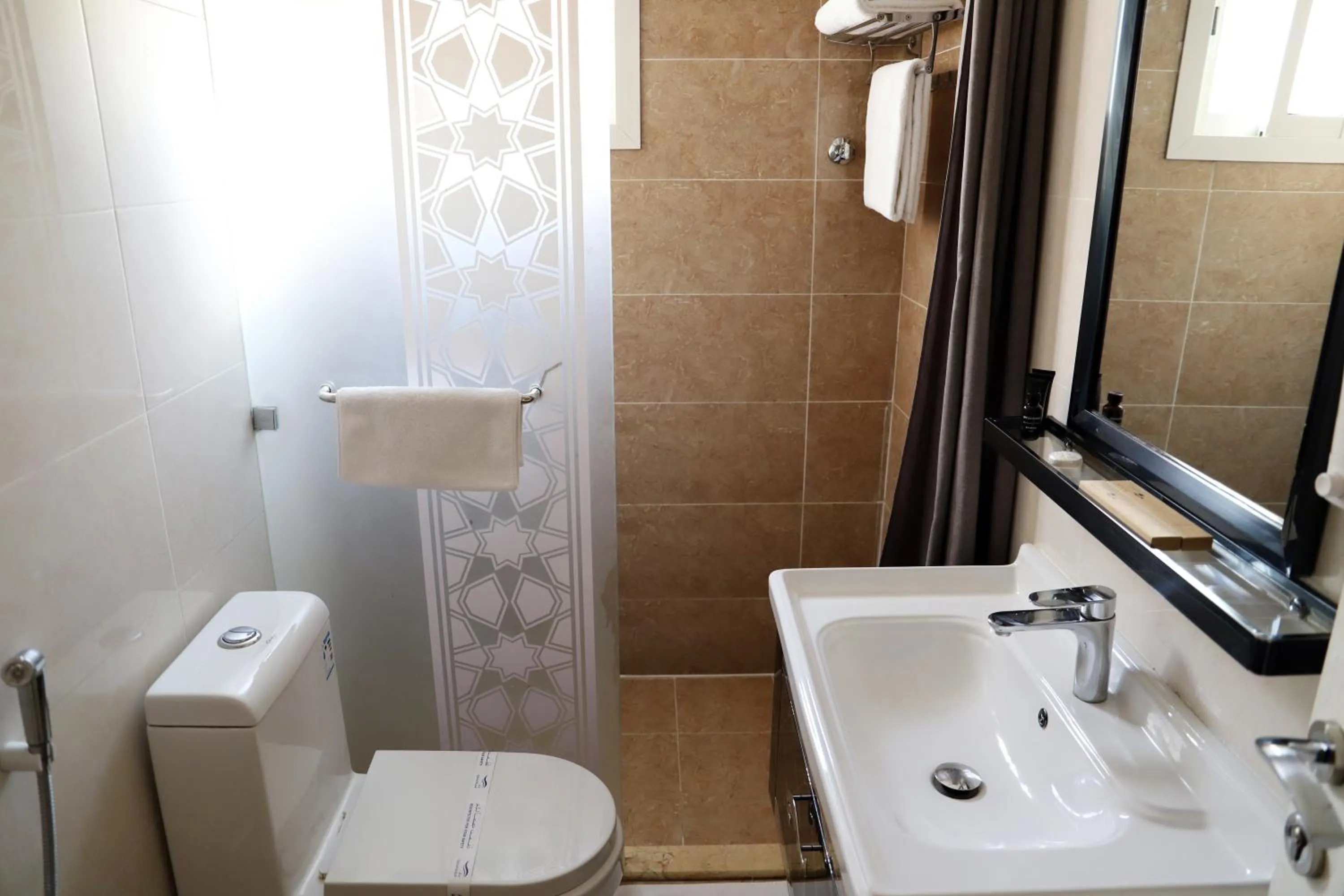 Shower in Sunrise Suites