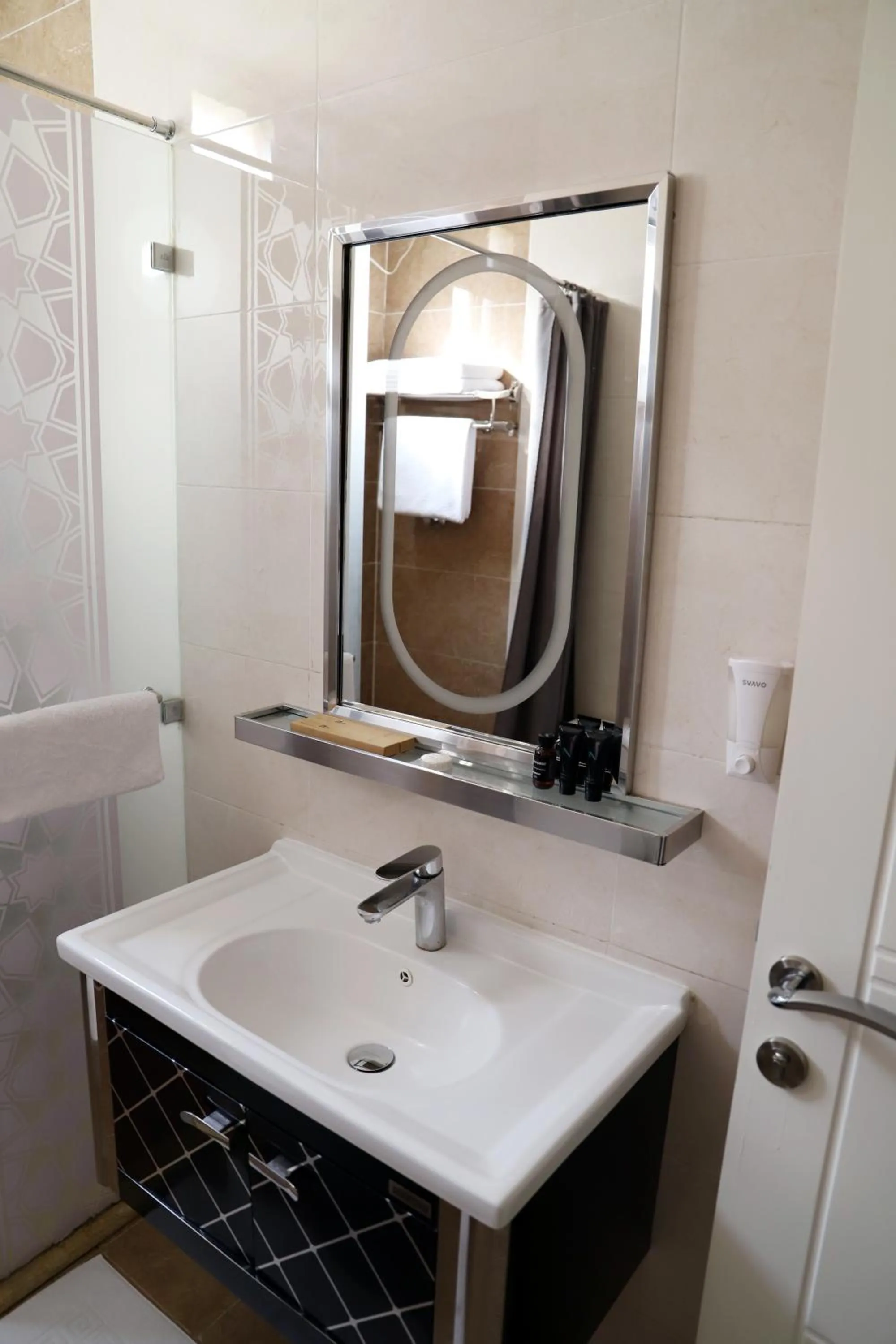 Shower in Sunrise Suites