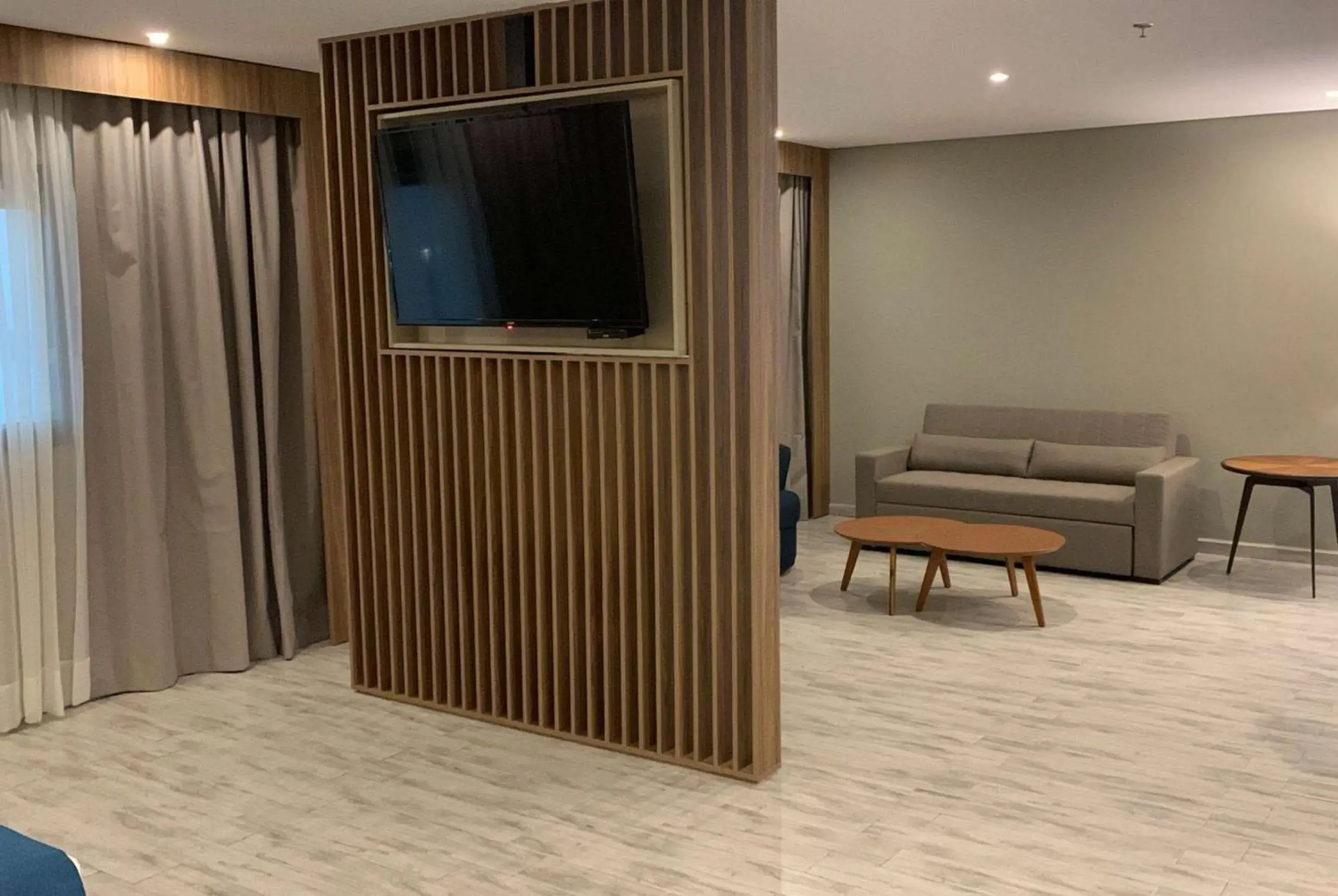 Premium King Room - Non-Smoking in Tryp by Wyndham Asuncion Premium King Room - Non-Smoking in Tryp by Wyndham Asuncion