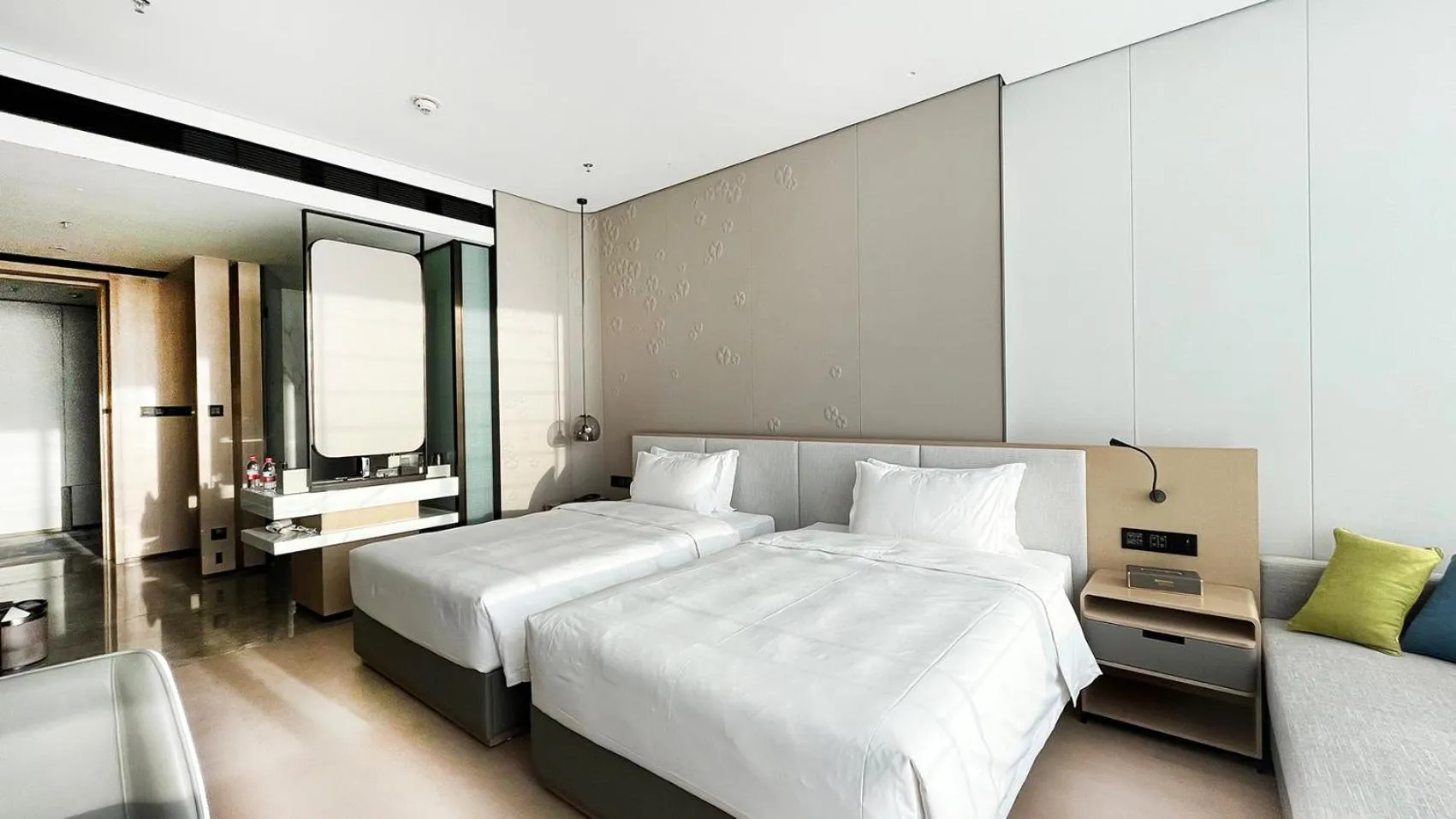 Bed in Wyndham Foshan Nanhai