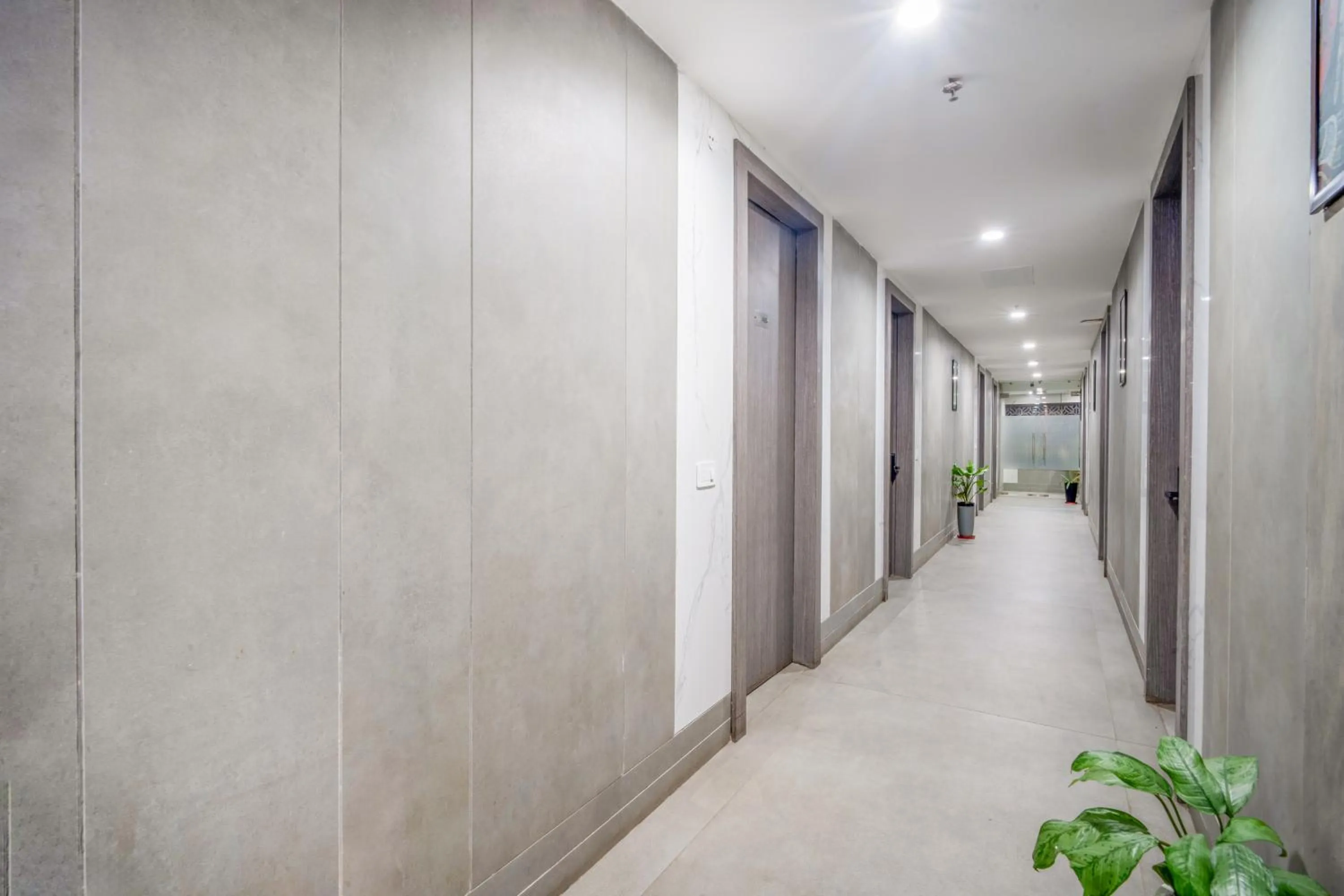 Lobby or reception in The White Seasons