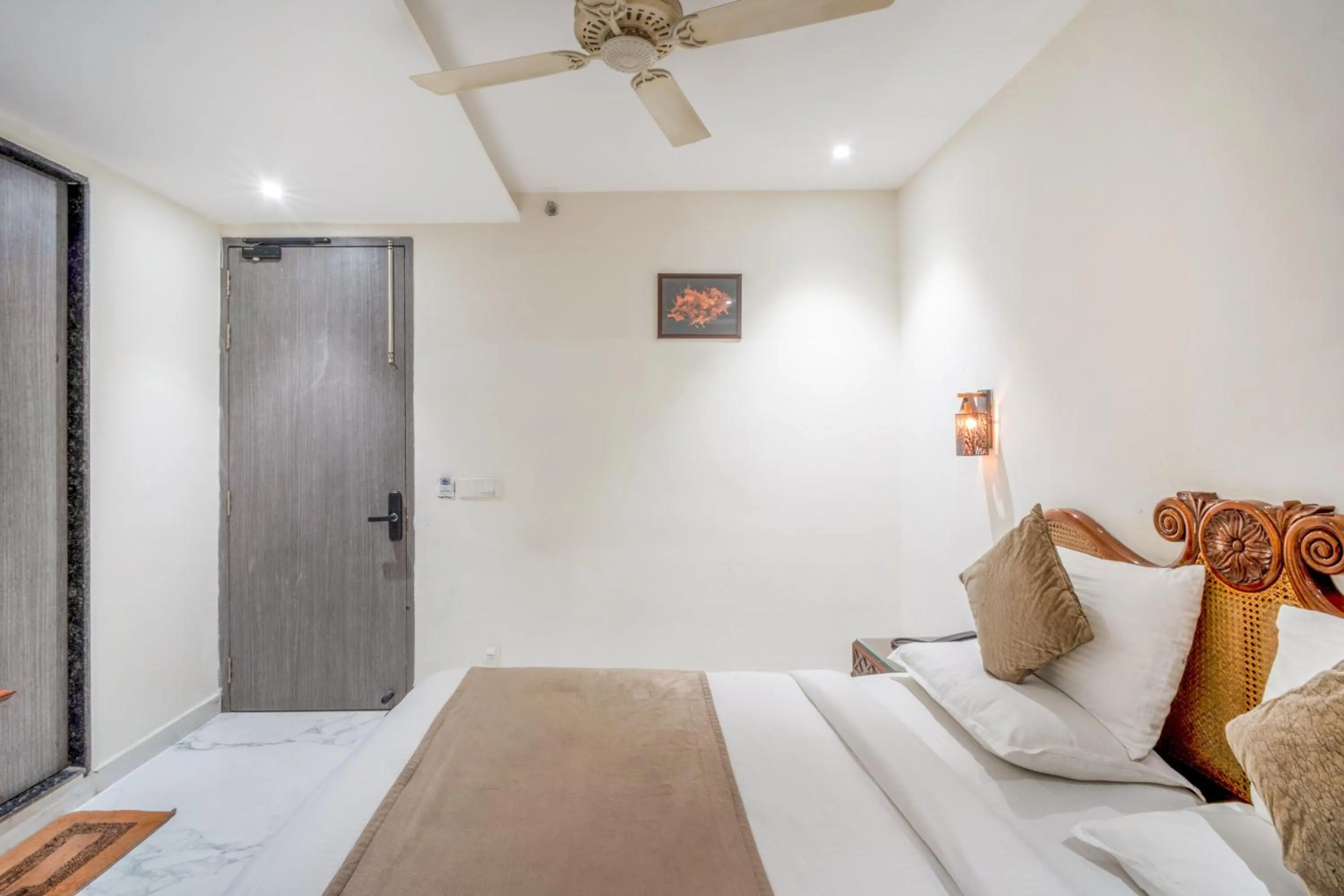 Bedroom, Bed in The White Seasons