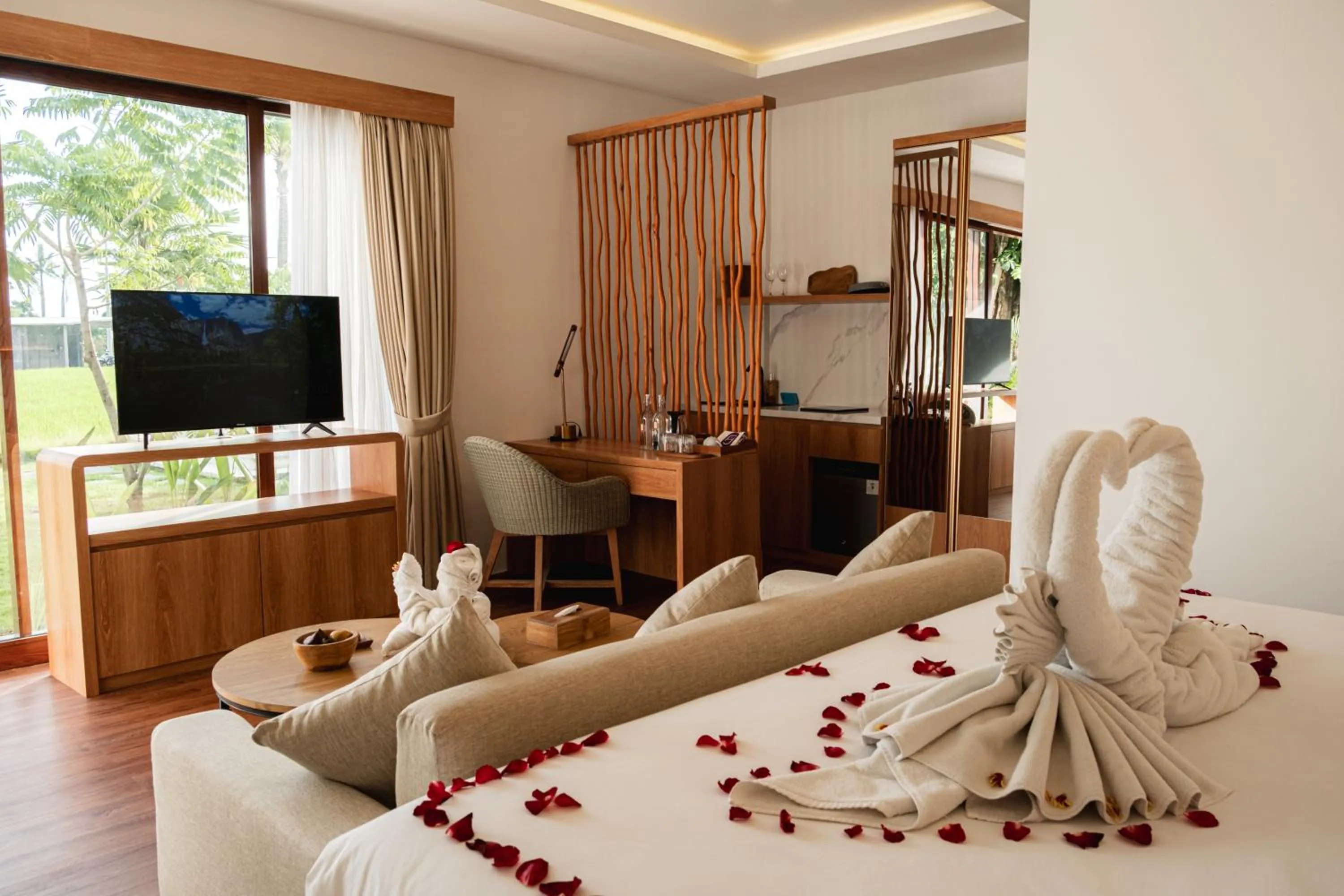 Bed in Padi Villa Canggu