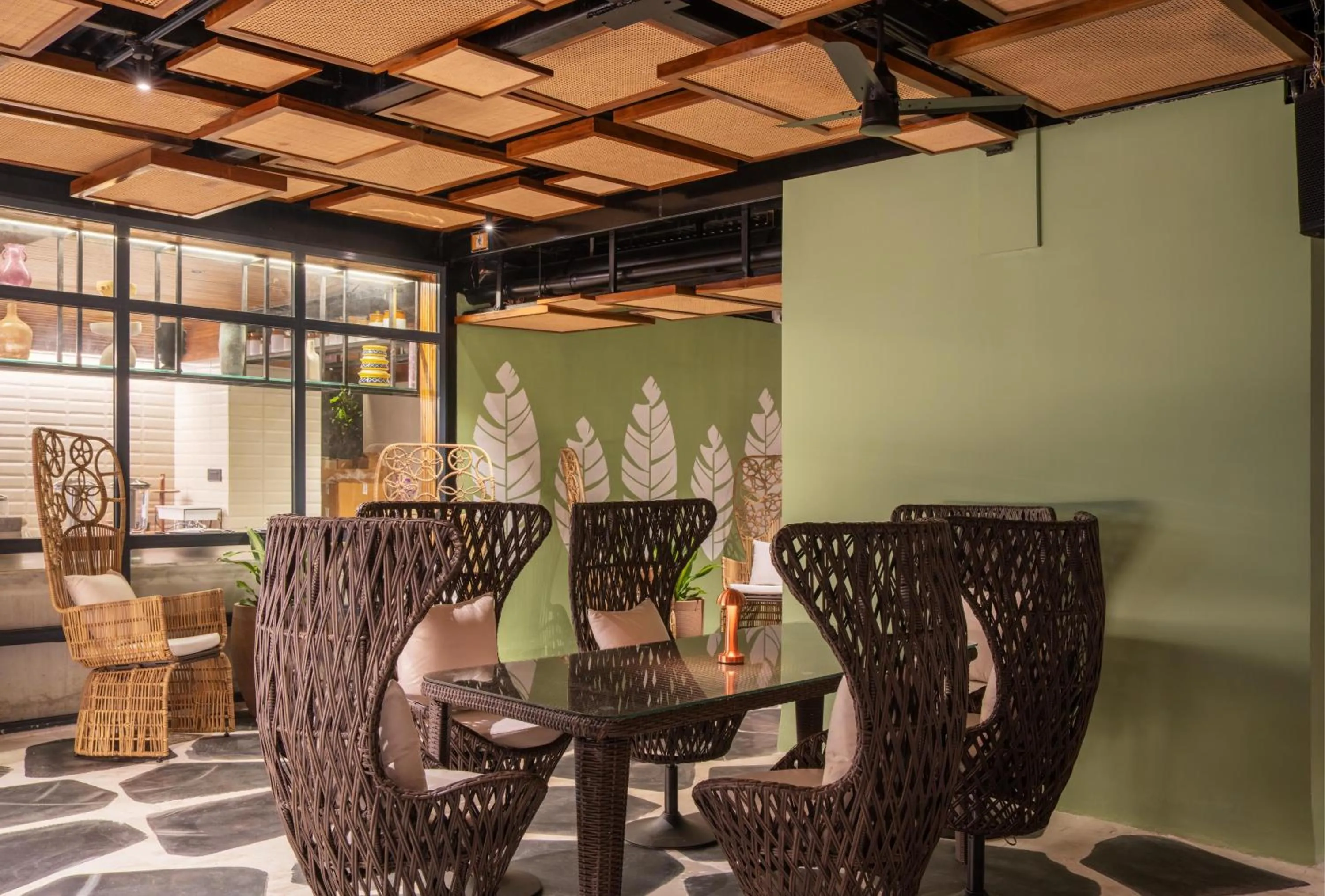 Restaurant/places to eat in Moyrah By Greenpark