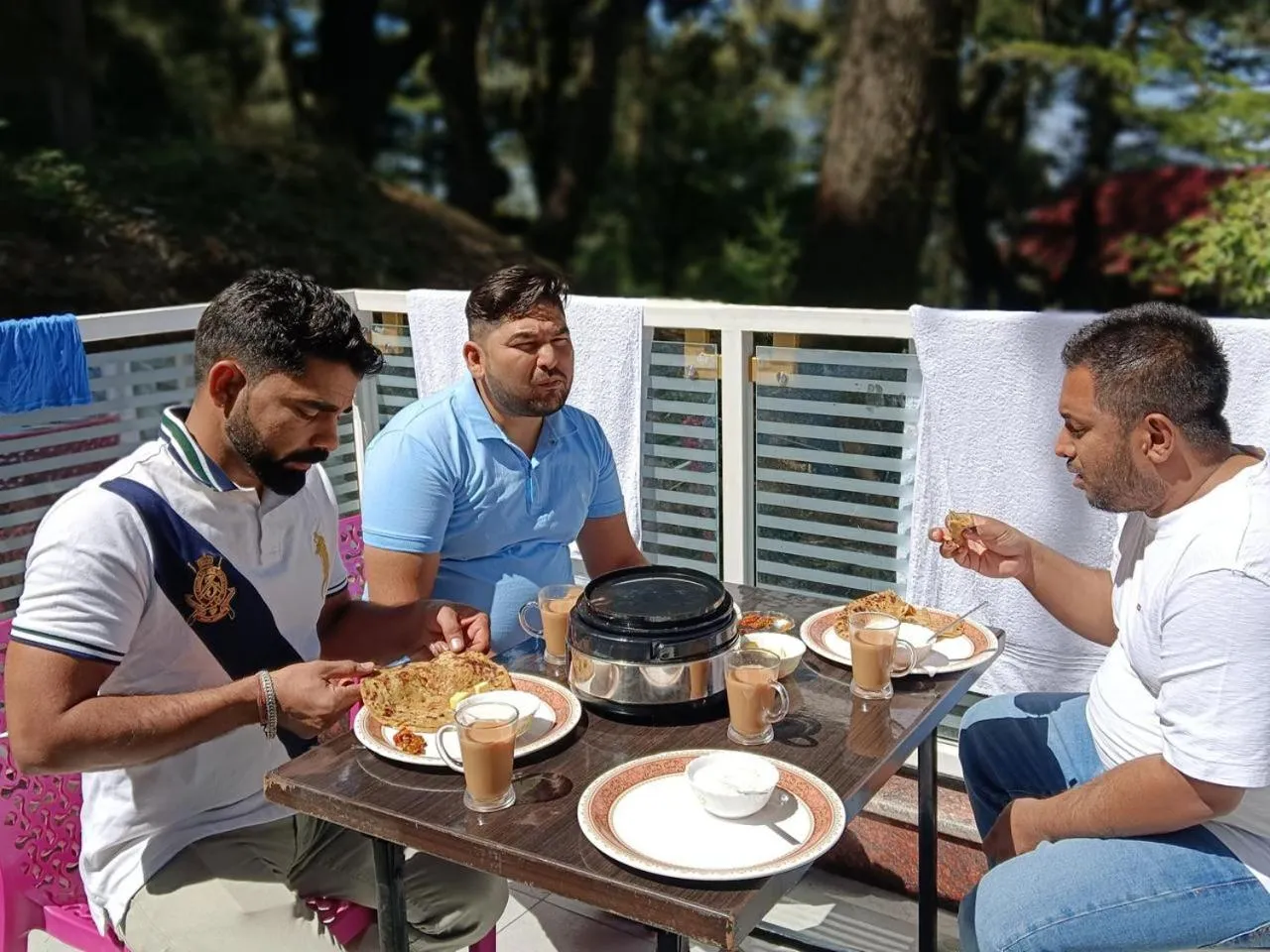 Breakfast in Hotel Jakhu Heights