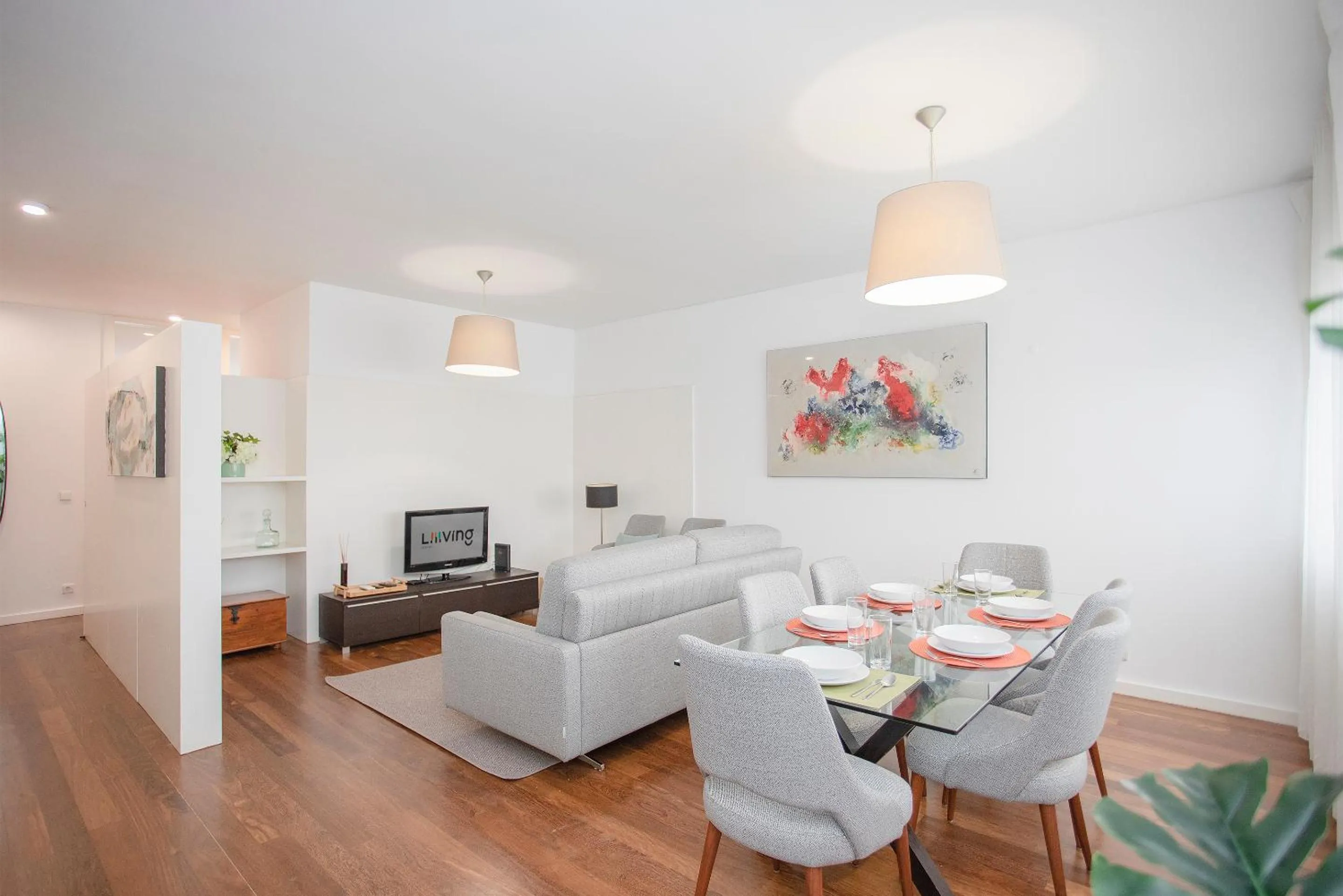 Liiiving in Porto - Light Trendy Apartment