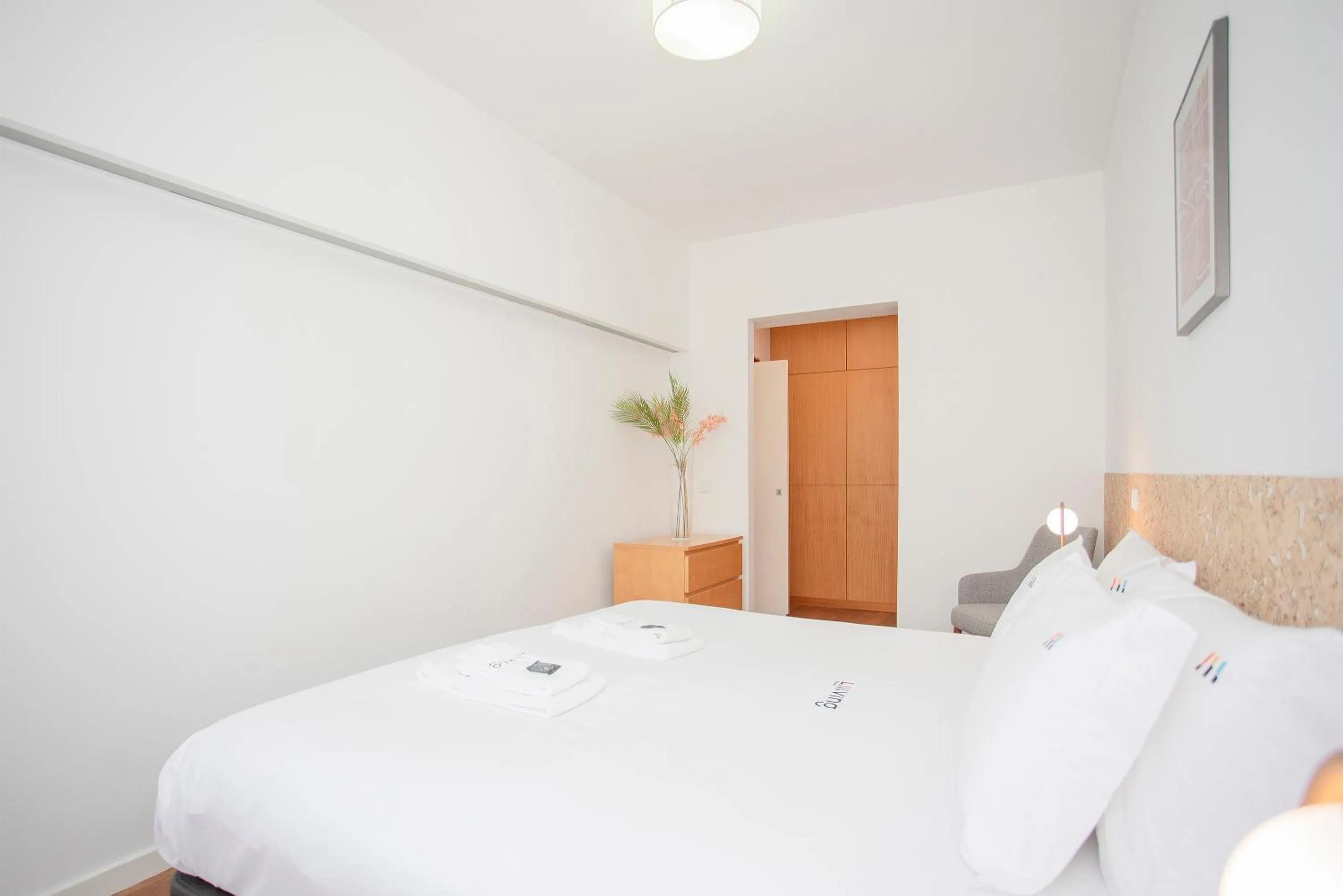 Bed in Liiiving in Porto - Light Trendy Apartment