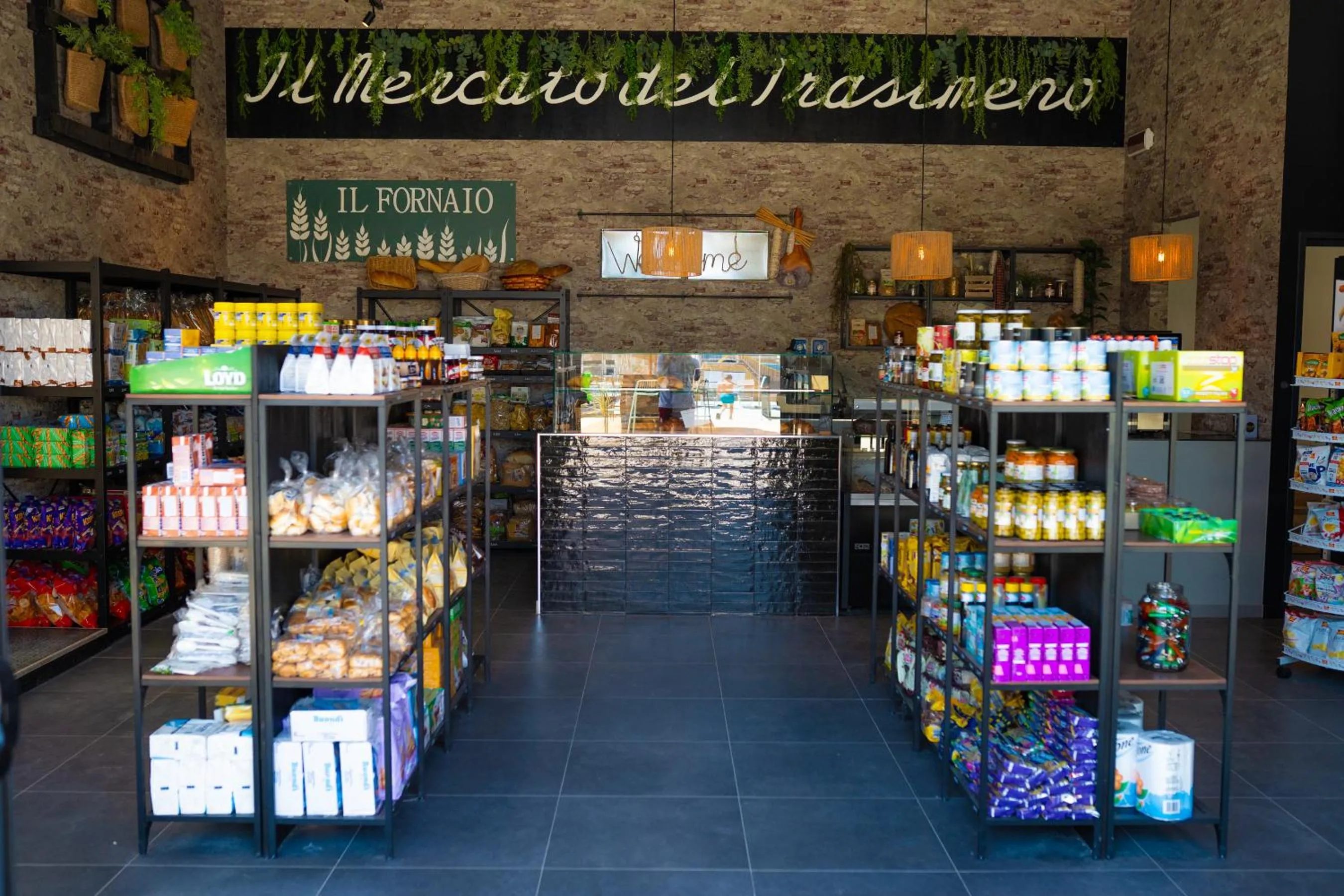 Supermarket/grocery shop in Trasimeno Glamping Resort