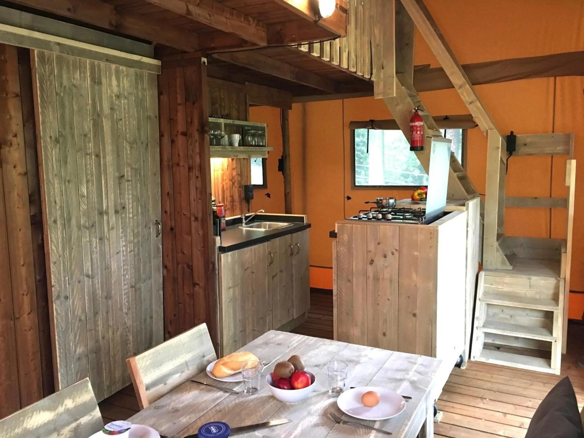 Dining area in Trasimeno Glamping Resort