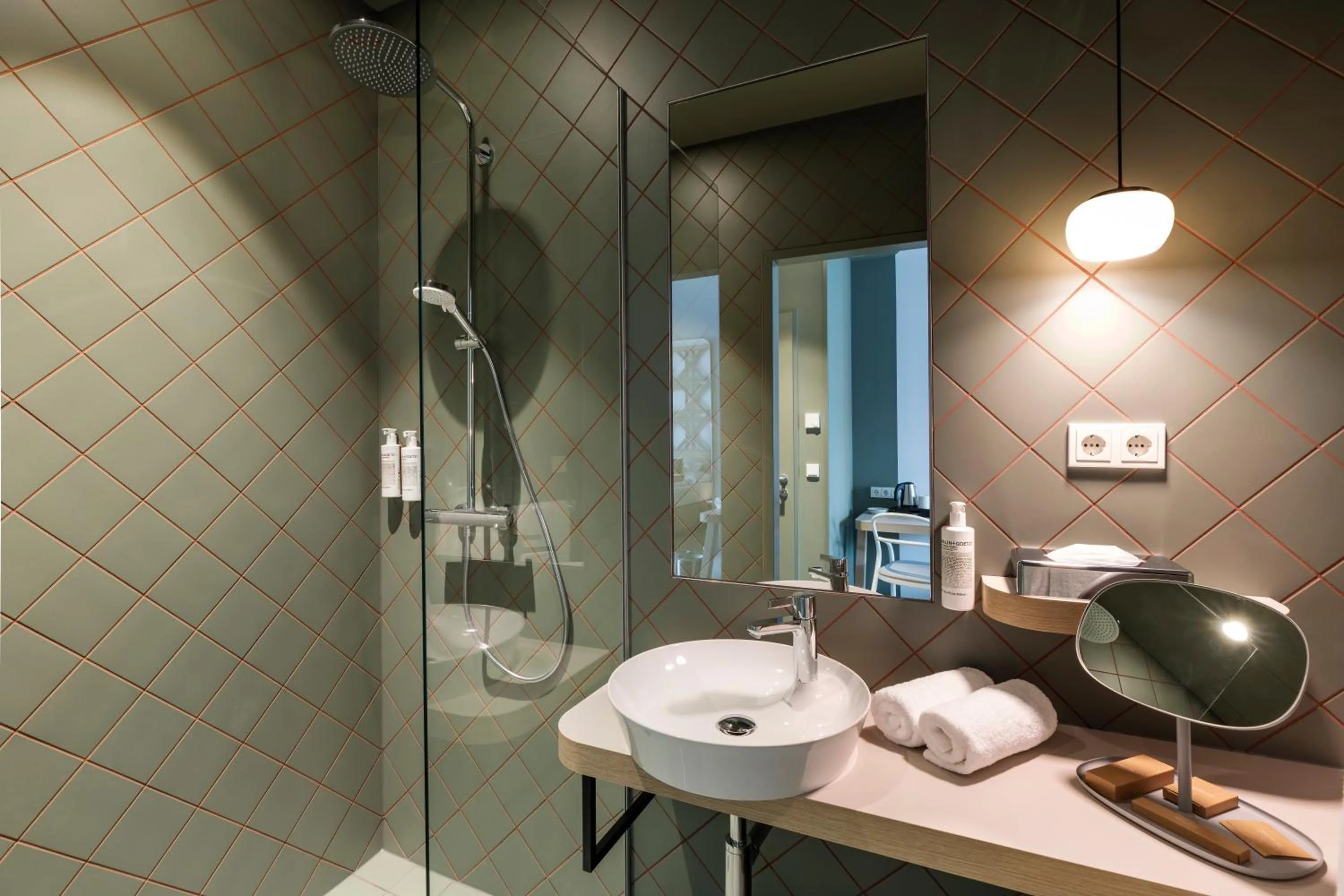 Shower in ARCOTEL AQ Wien