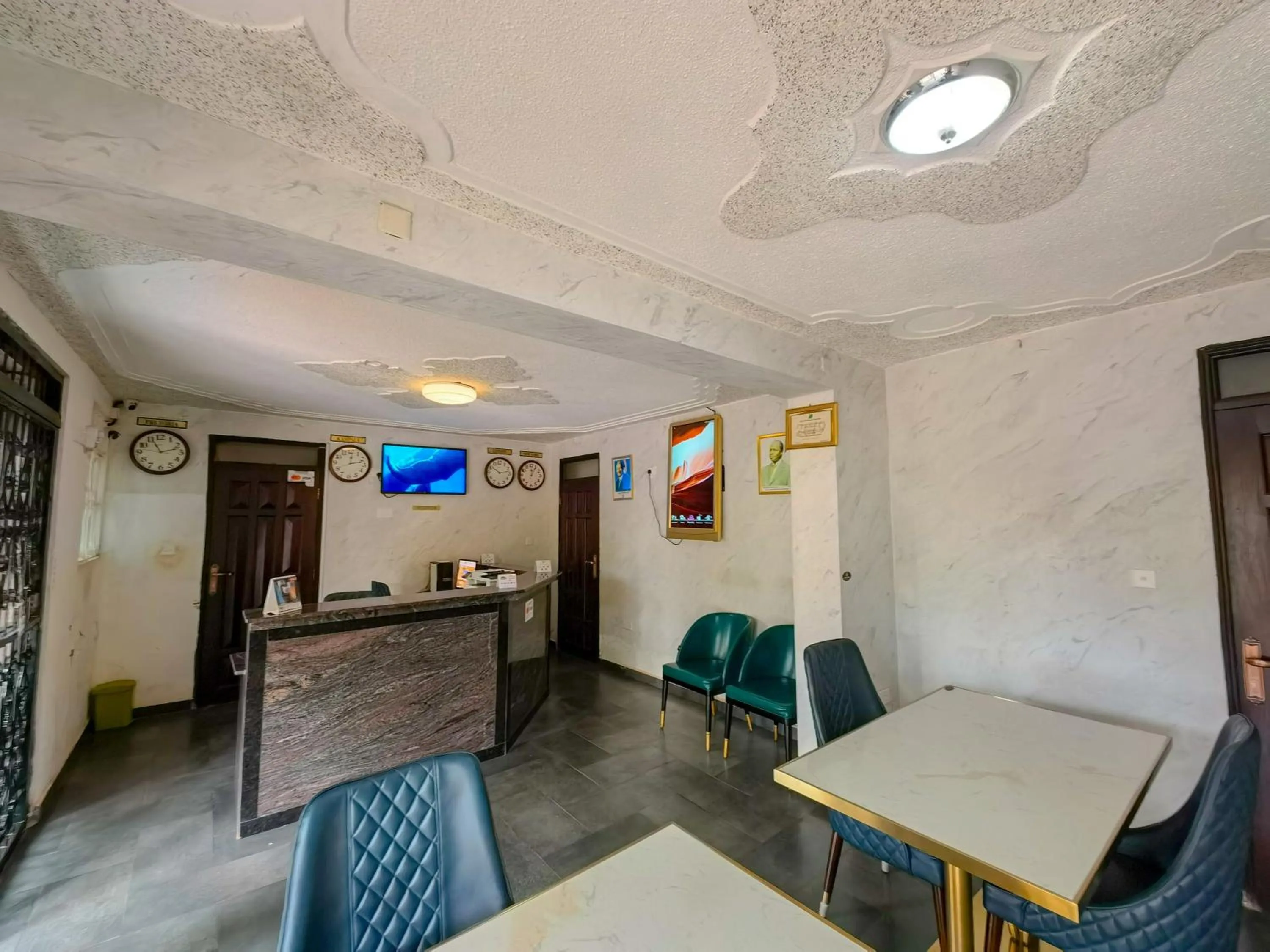 On-site shops in Fancy Hotel Munyonyo