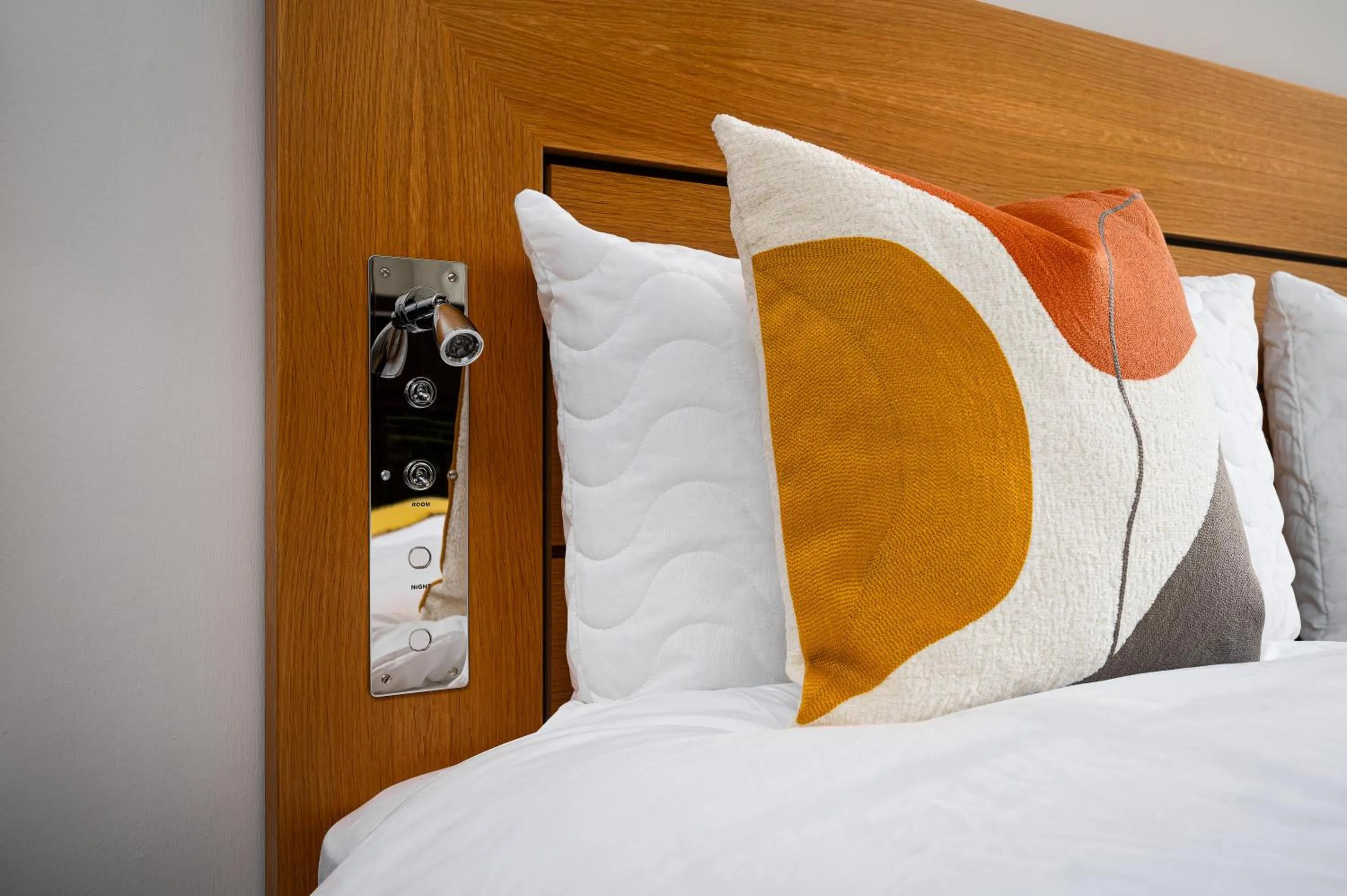 Bed in Elephant and Castle