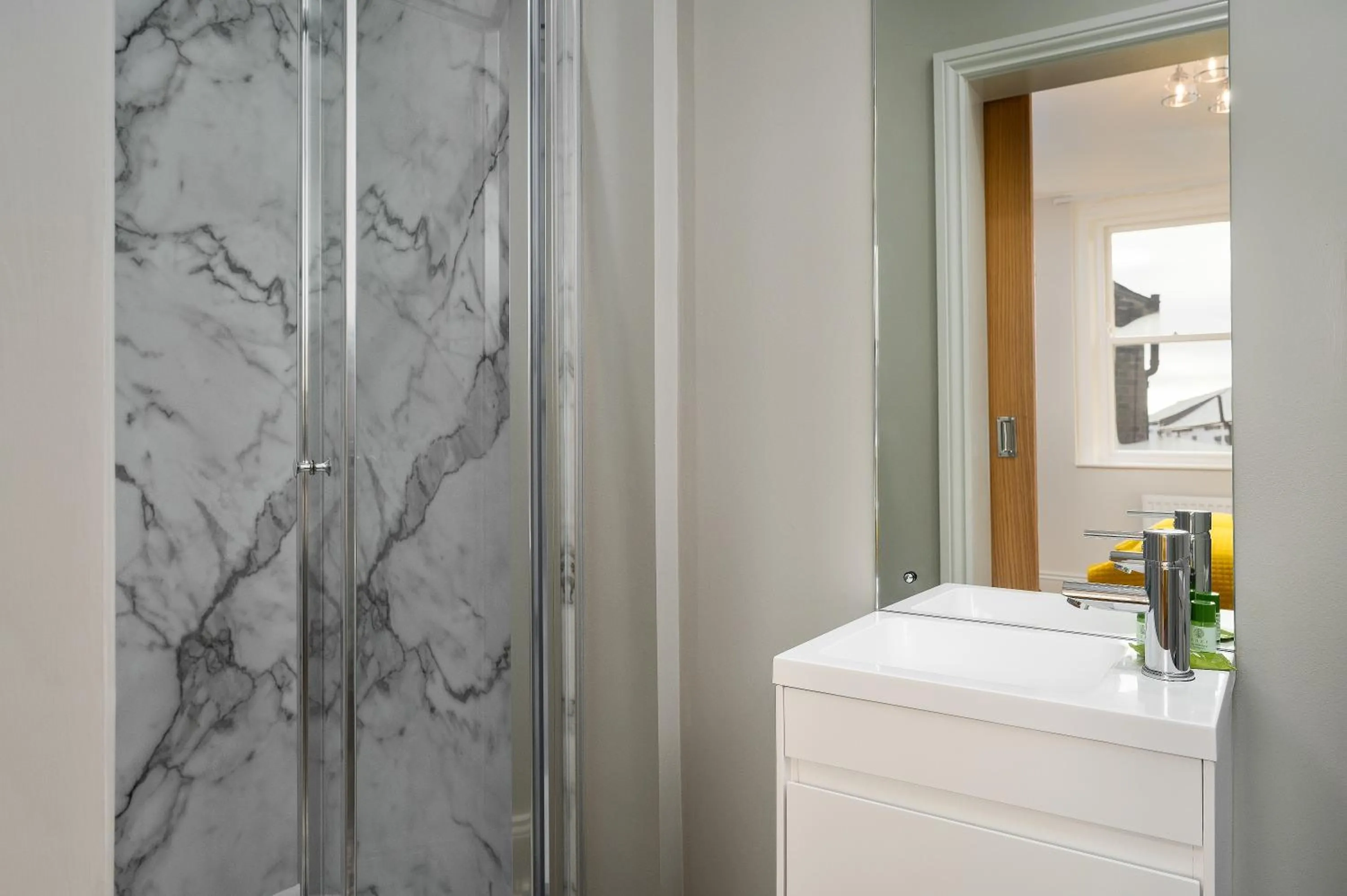 Bathroom in Elephant and Castle