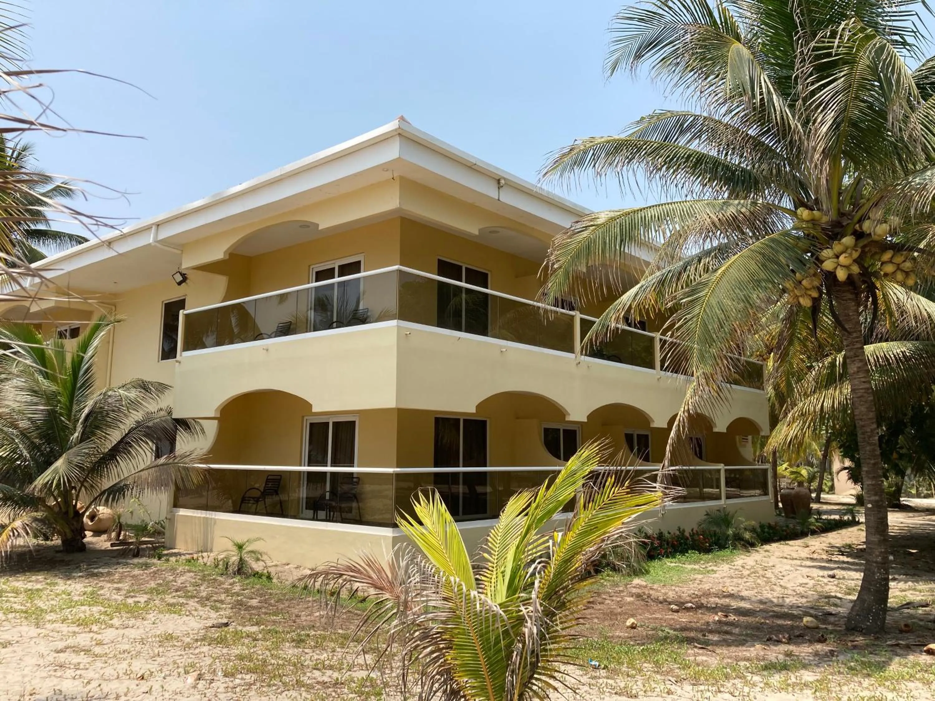 Property building in Honduras Shores Plantations