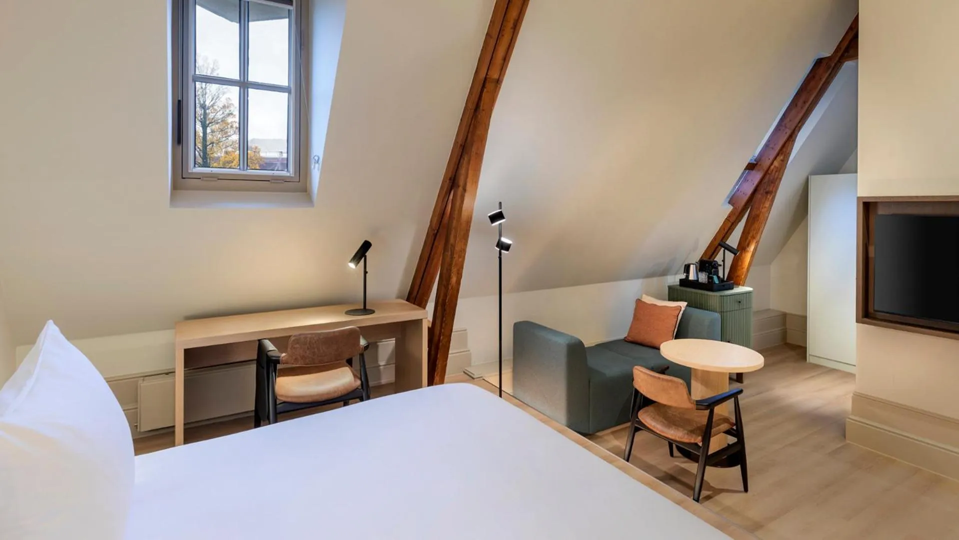 Bed in The College Hotel Amsterdam, Autograph Collection