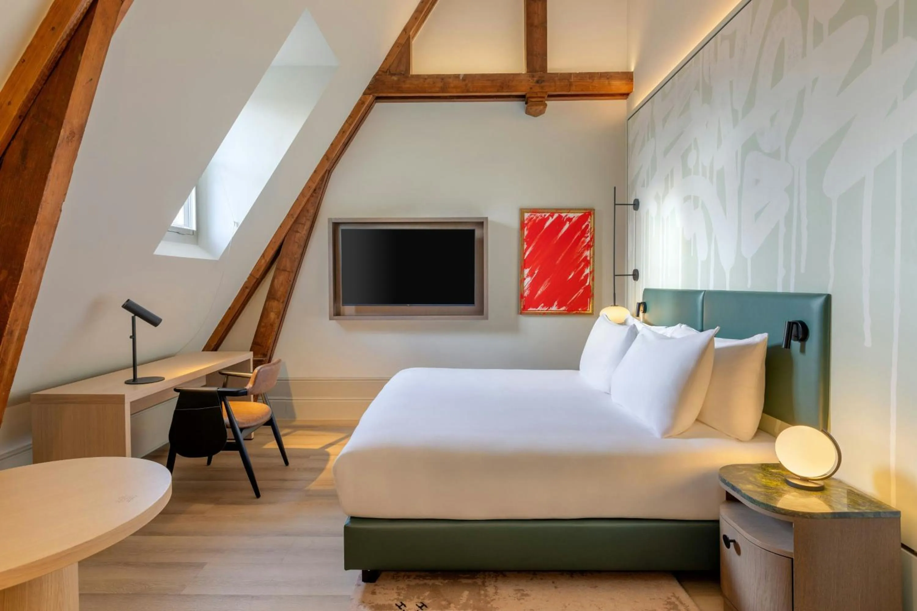 Photo of the whole room, Bed in The College Hotel Amsterdam, Autograph Collection