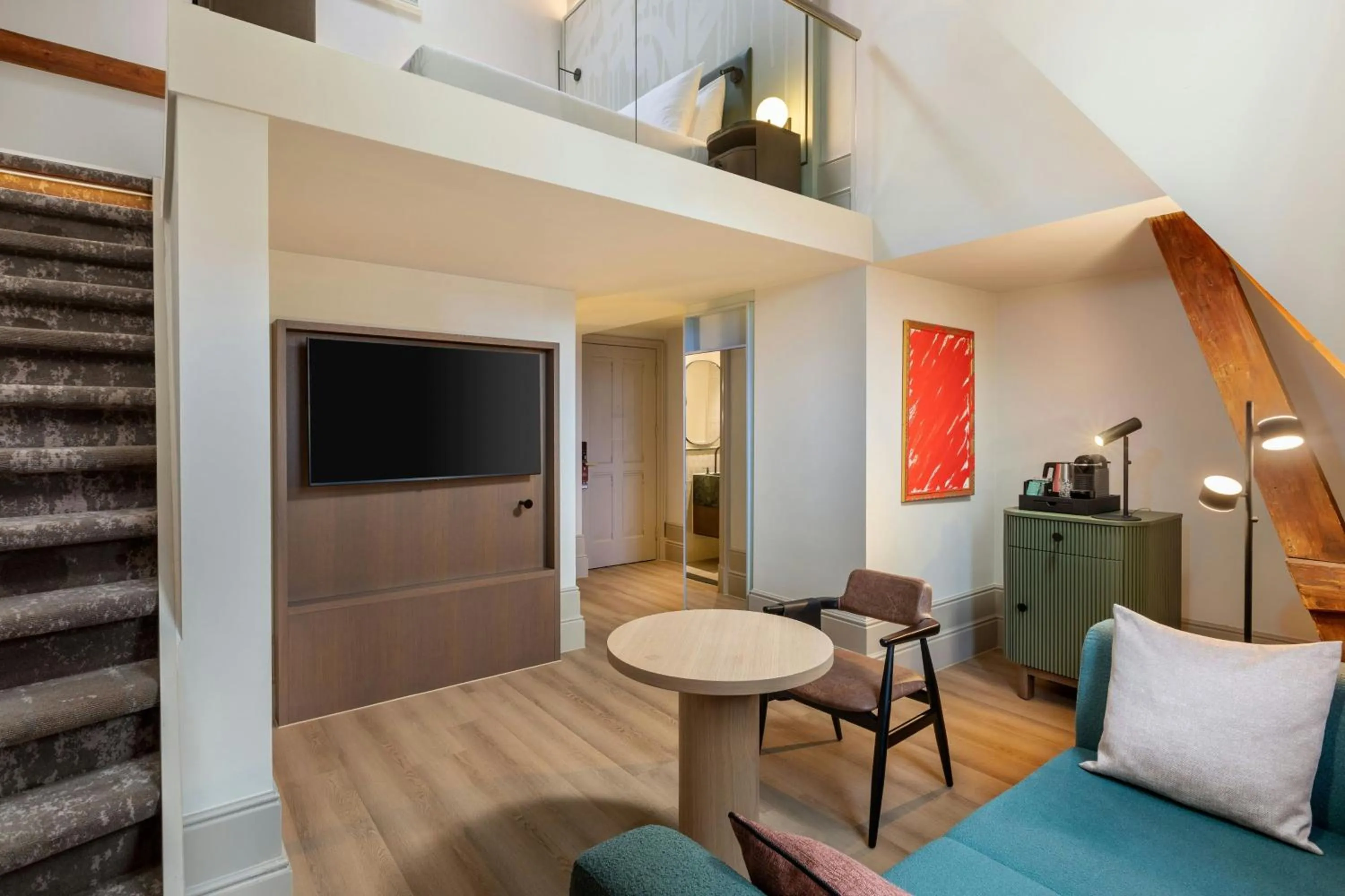 Living room in The College Hotel Amsterdam, Autograph Collection