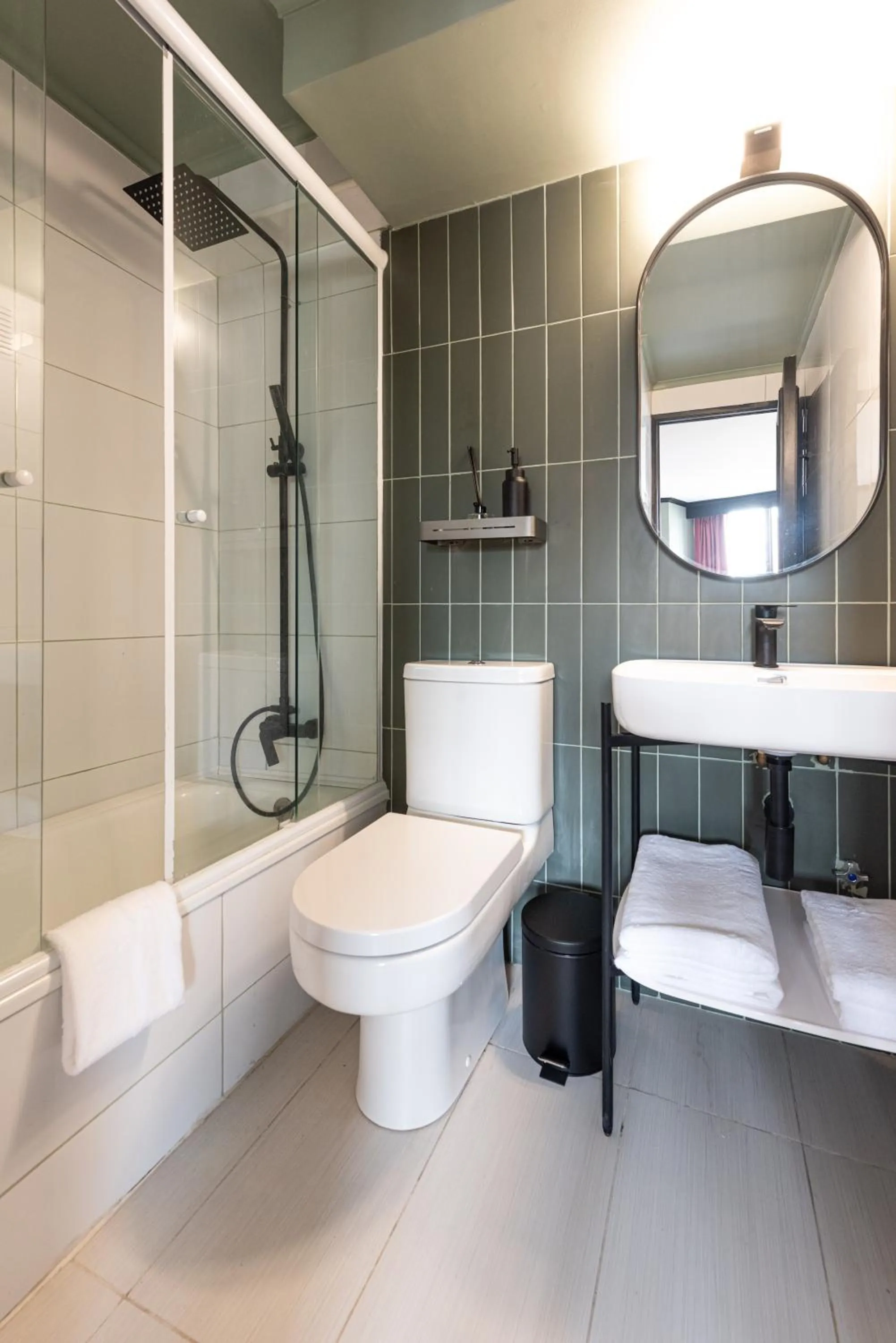 Bathroom in APT Serviced Apartments Santiago