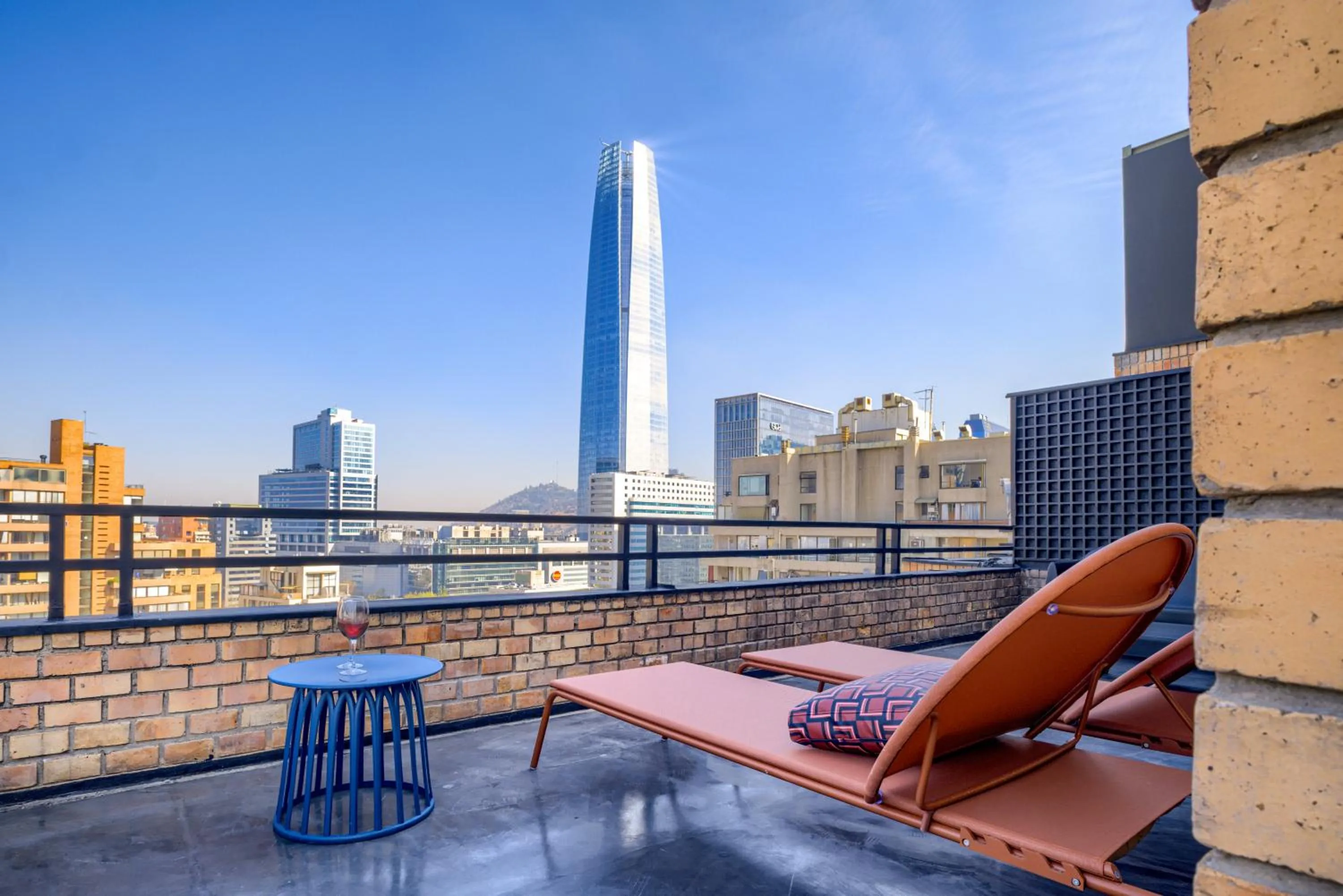 Day in APT Serviced Apartments Santiago