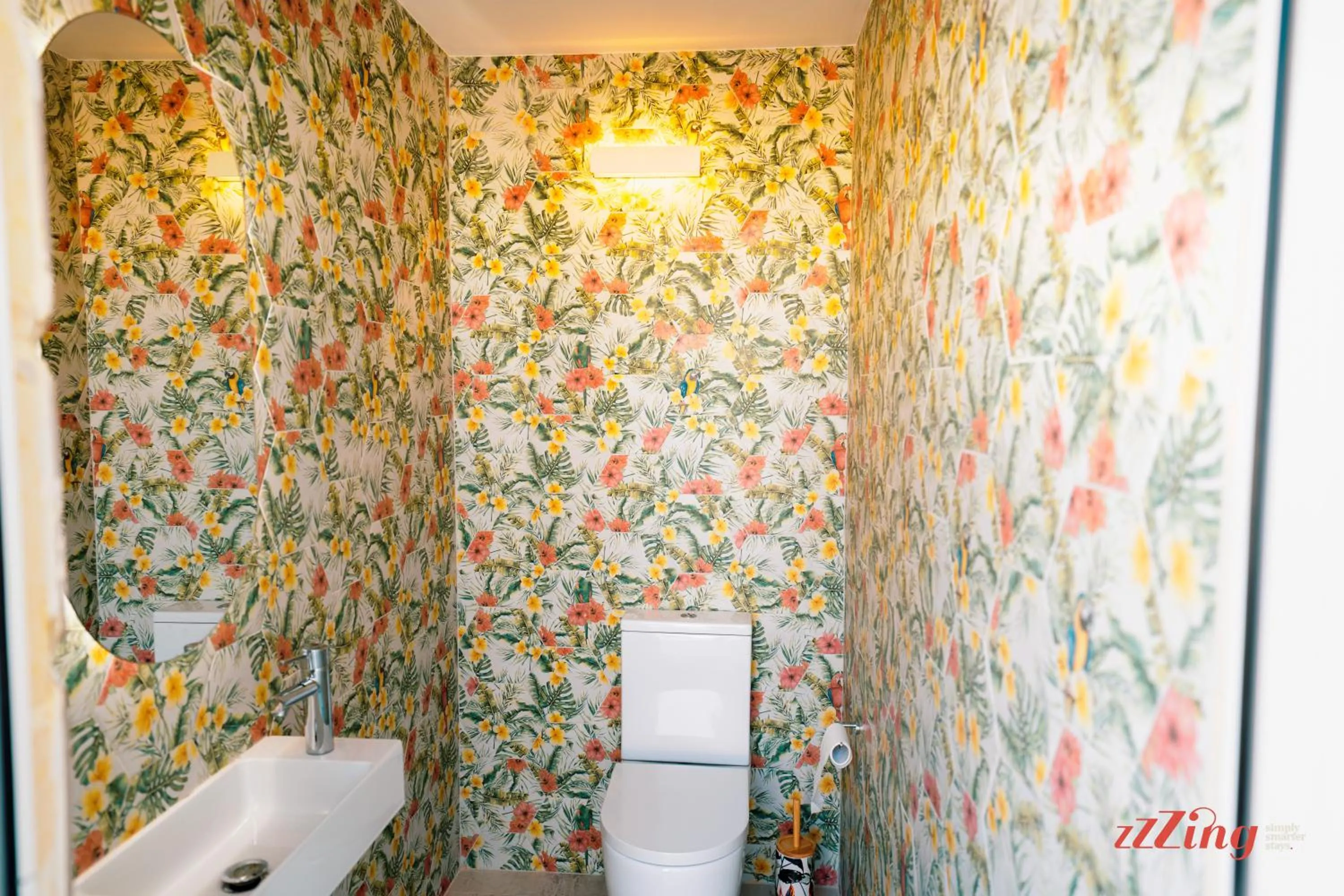 Toilet in Avalon Boutique