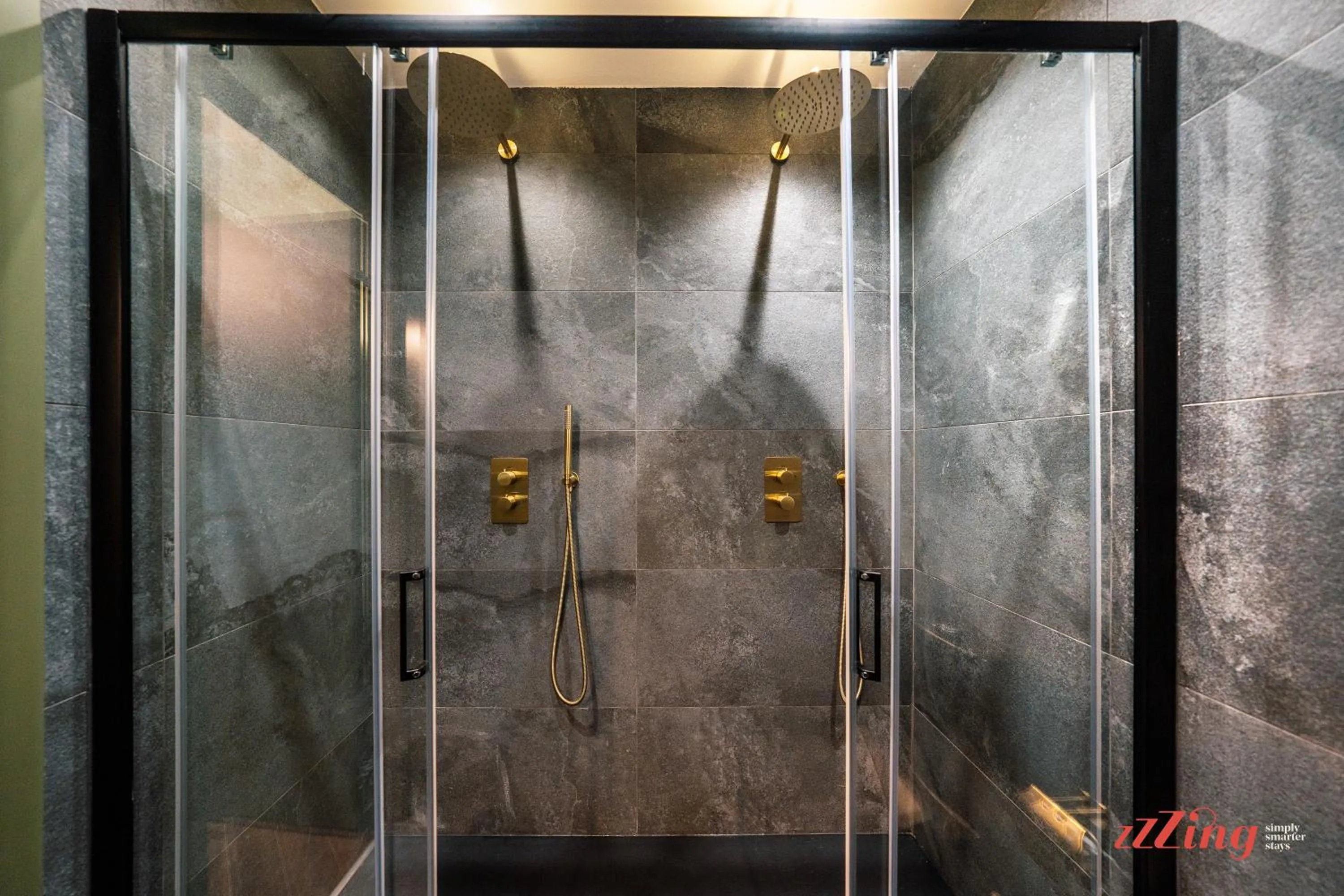 Shower in Avalon Boutique