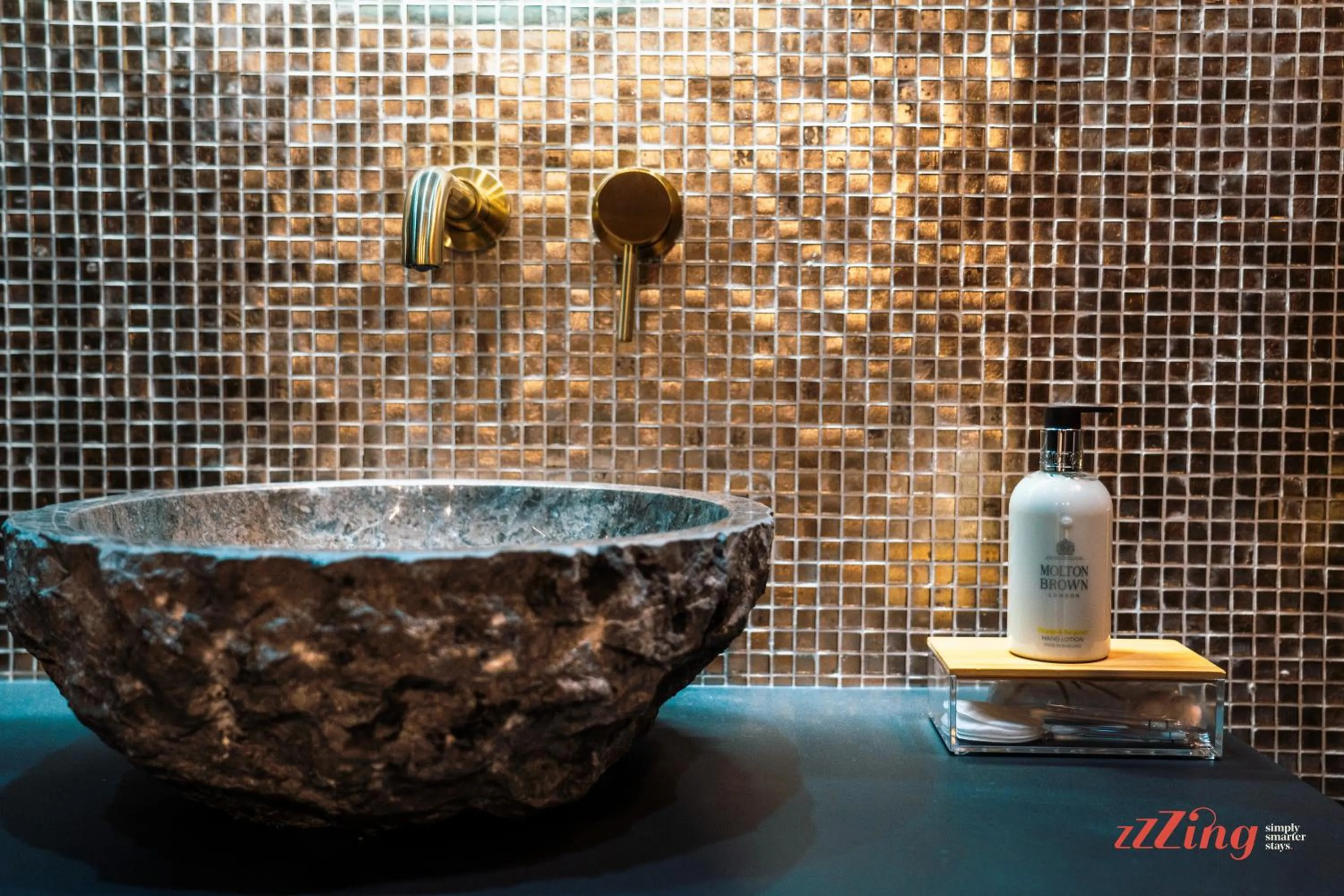 Bathroom in Avalon Boutique