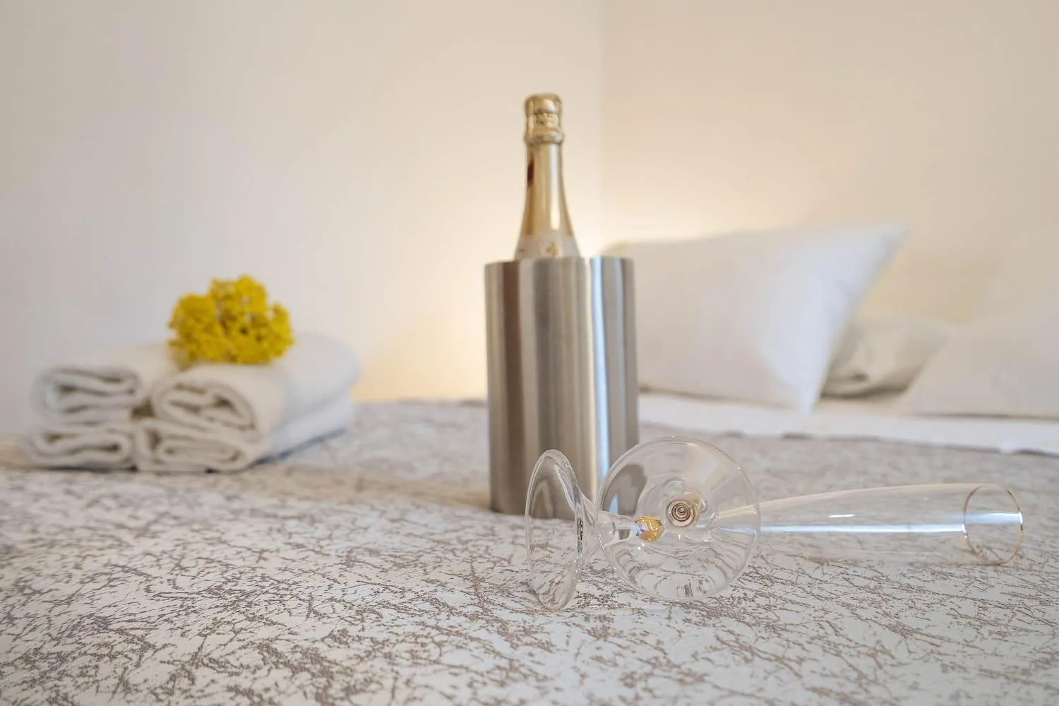 Studio Apartments Petar in old part of town