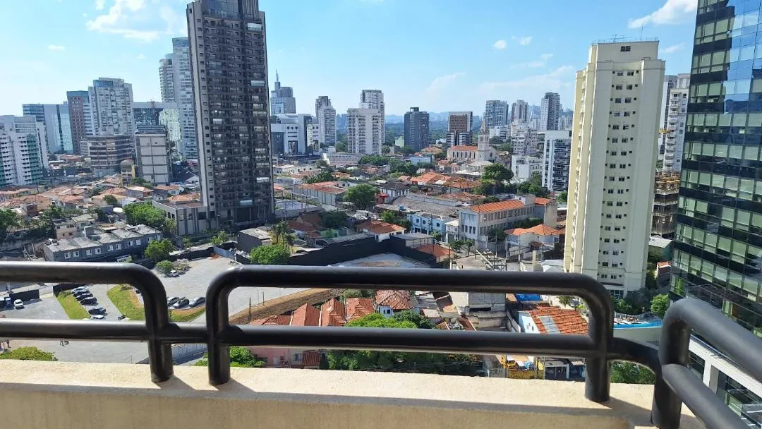 FLAT in DENTRO DO HOTEL 4 ESTRELAS - RUA DIOGO MOREIRA 247 , CORAÇÃO DA FARIA LIMA - ÓTIMA LOCALIZAÇÃO, e CONFORTO