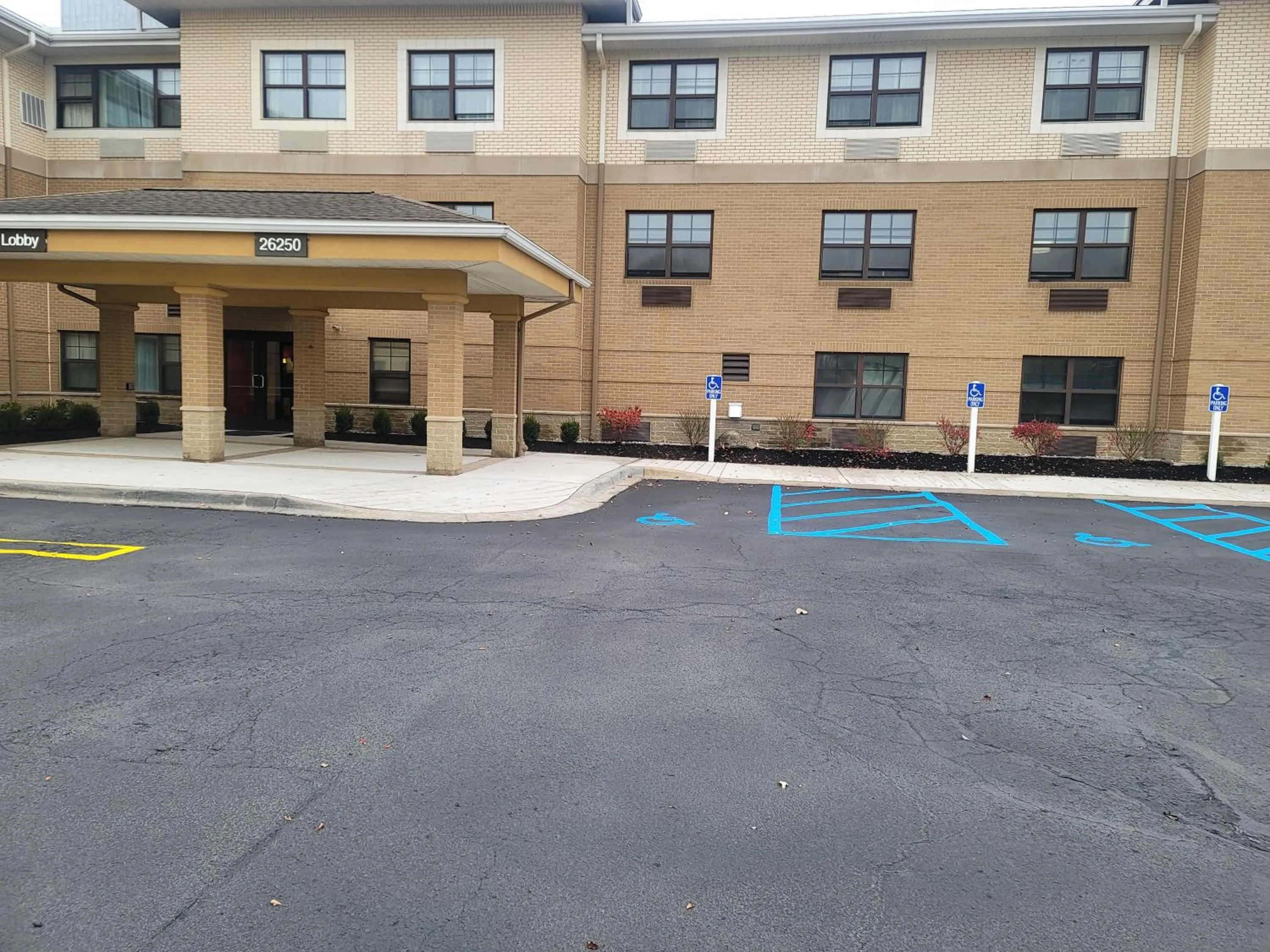 Property building in Candlewood Suites Southfield - Detroit by IHG
