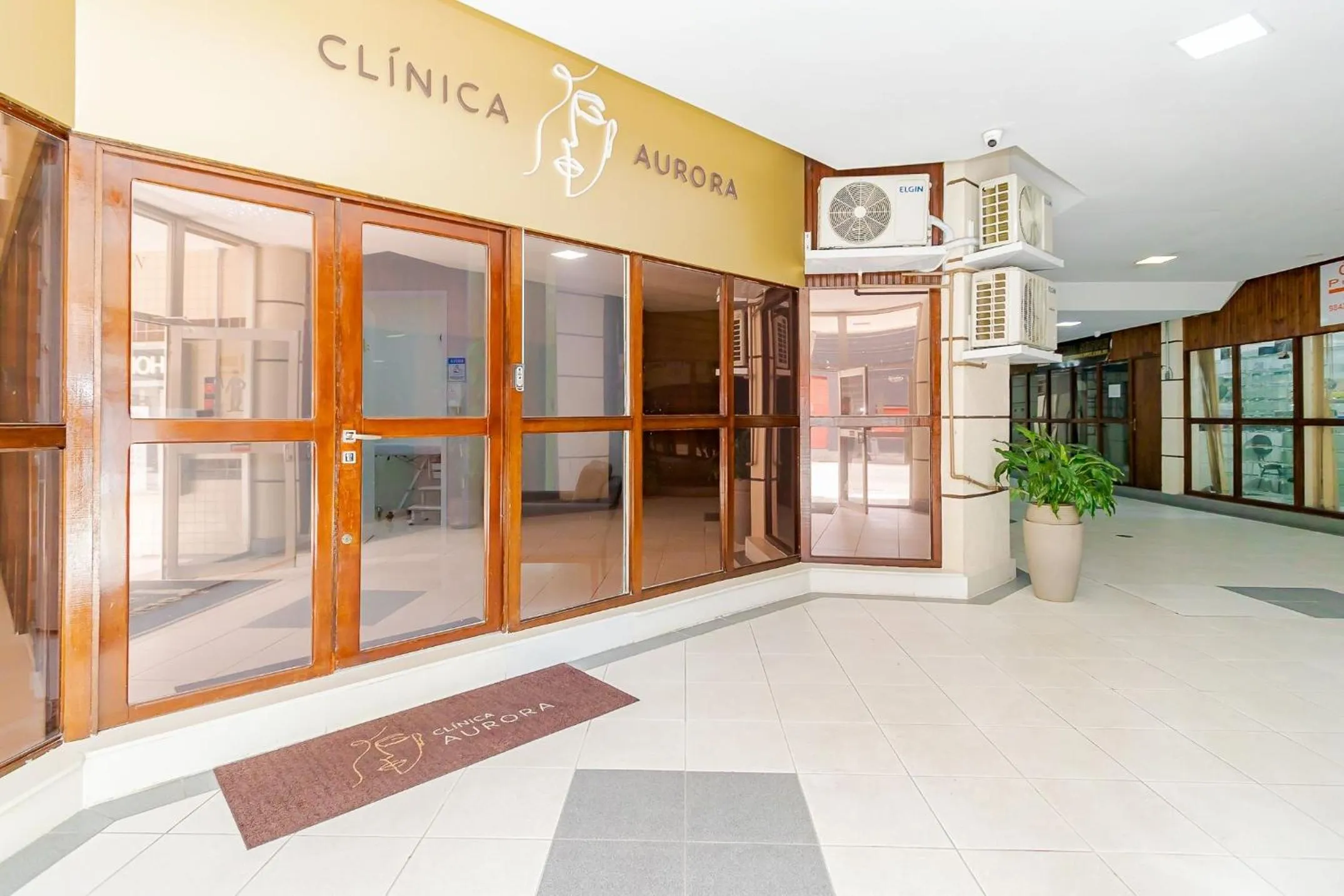 Area and facilities in Ed. Charlie Chaplin | Prédio no coração de Curitiba | Gonzaga Stays