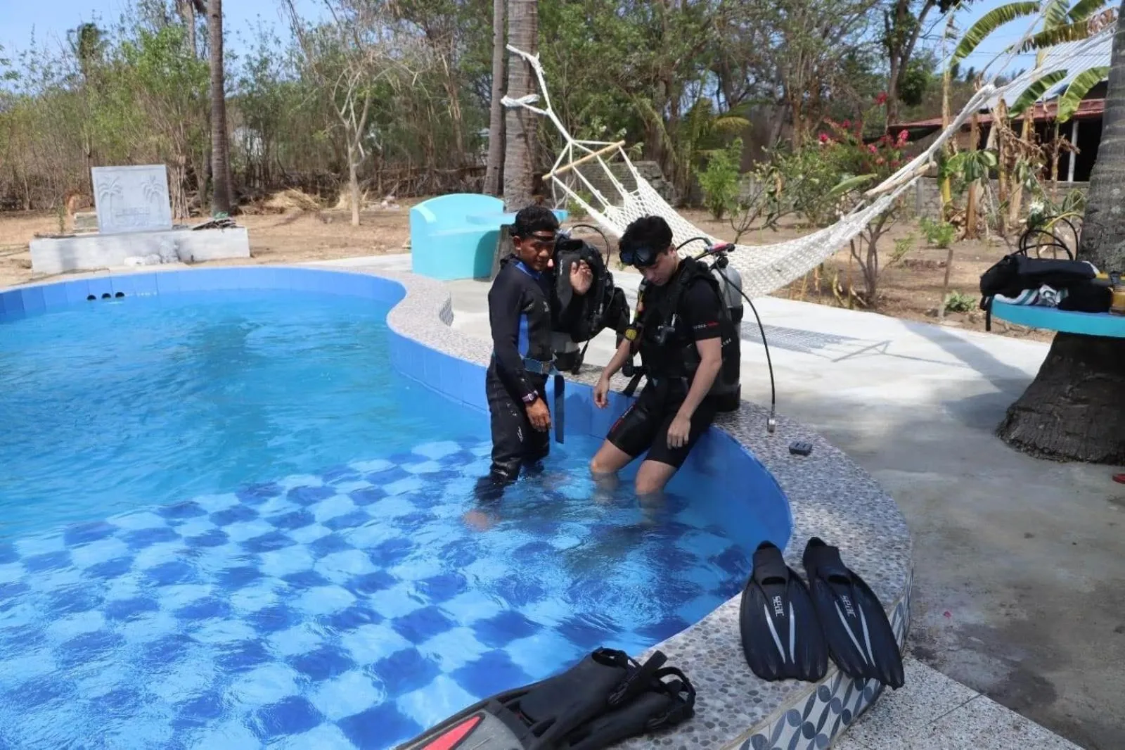 AMIGOS BUNGALOWS GILI MENO