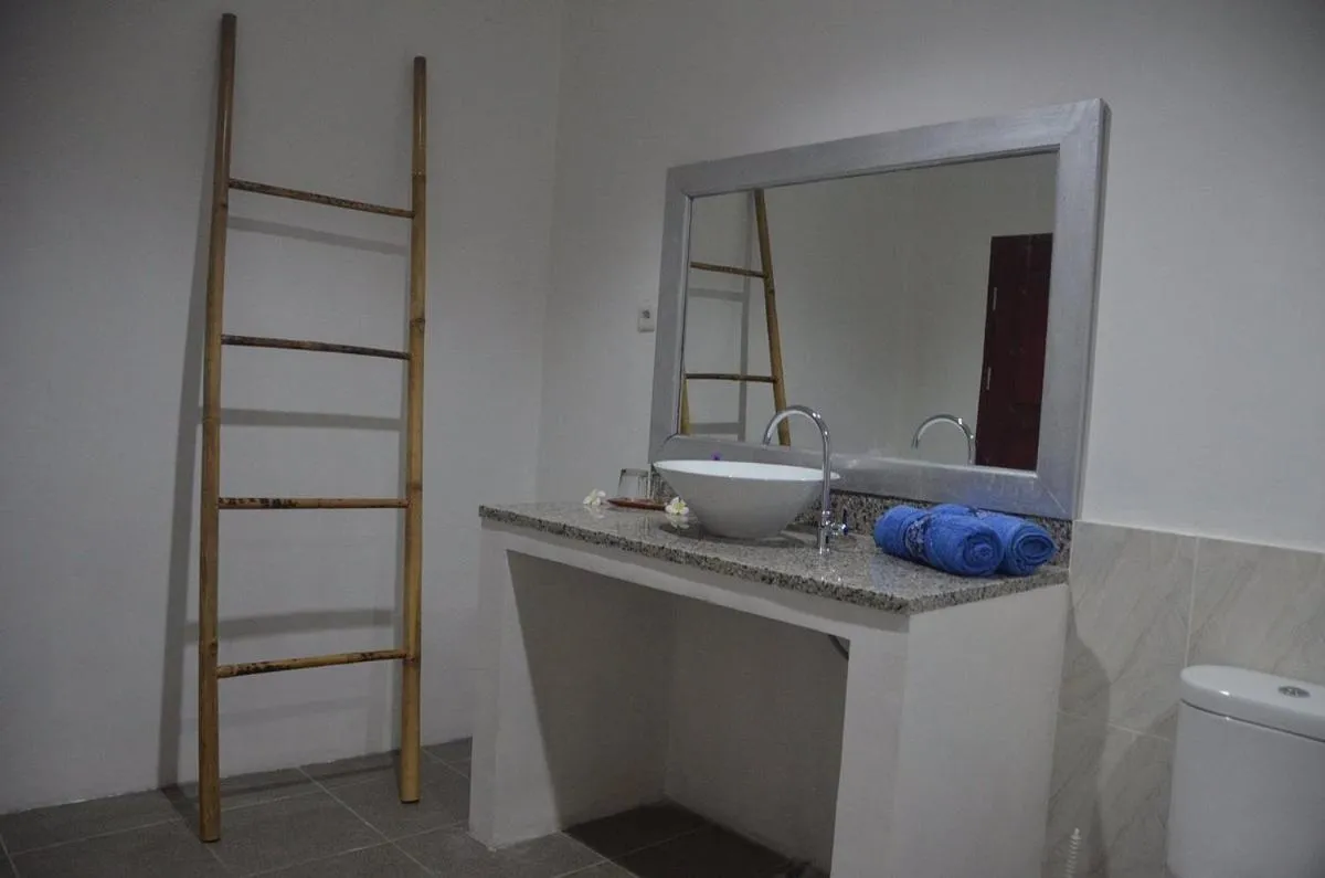 AMIGOS BUNGALOWS GILI MENO