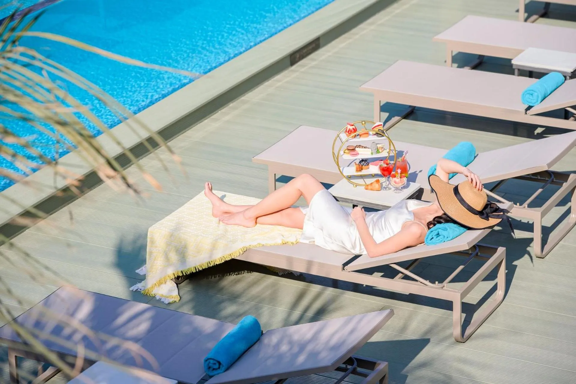 Swimming pool in Jeju Bolton Hotel