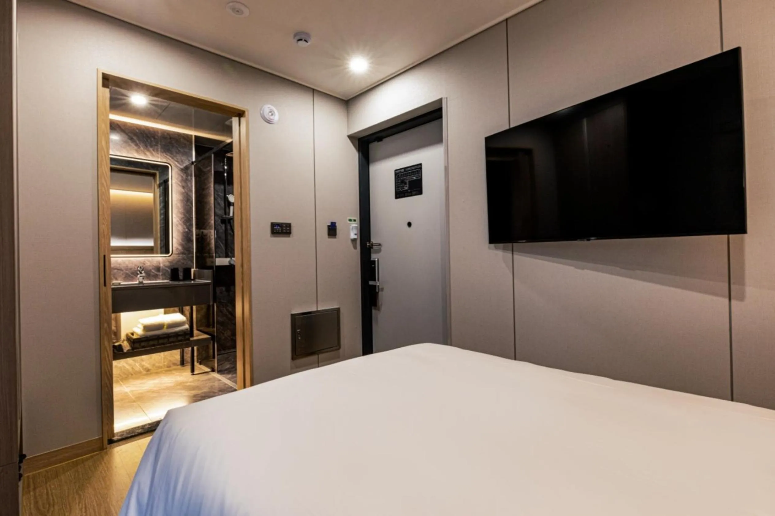 Decorative detail, Bed in Jeju Bolton Hotel