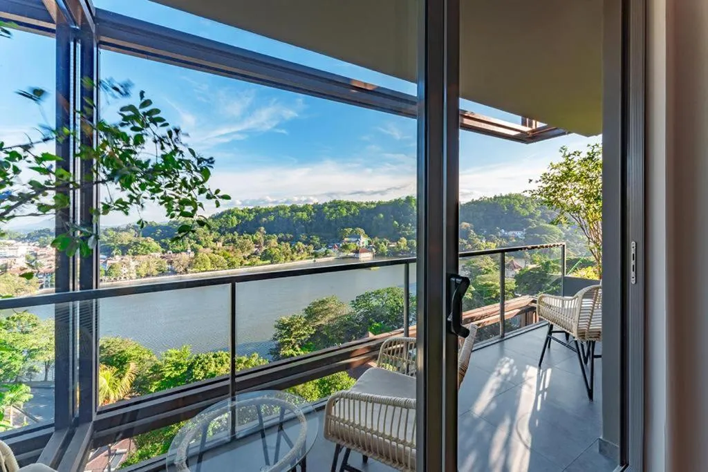 Balcony/Terrace in The Trees, Kandy