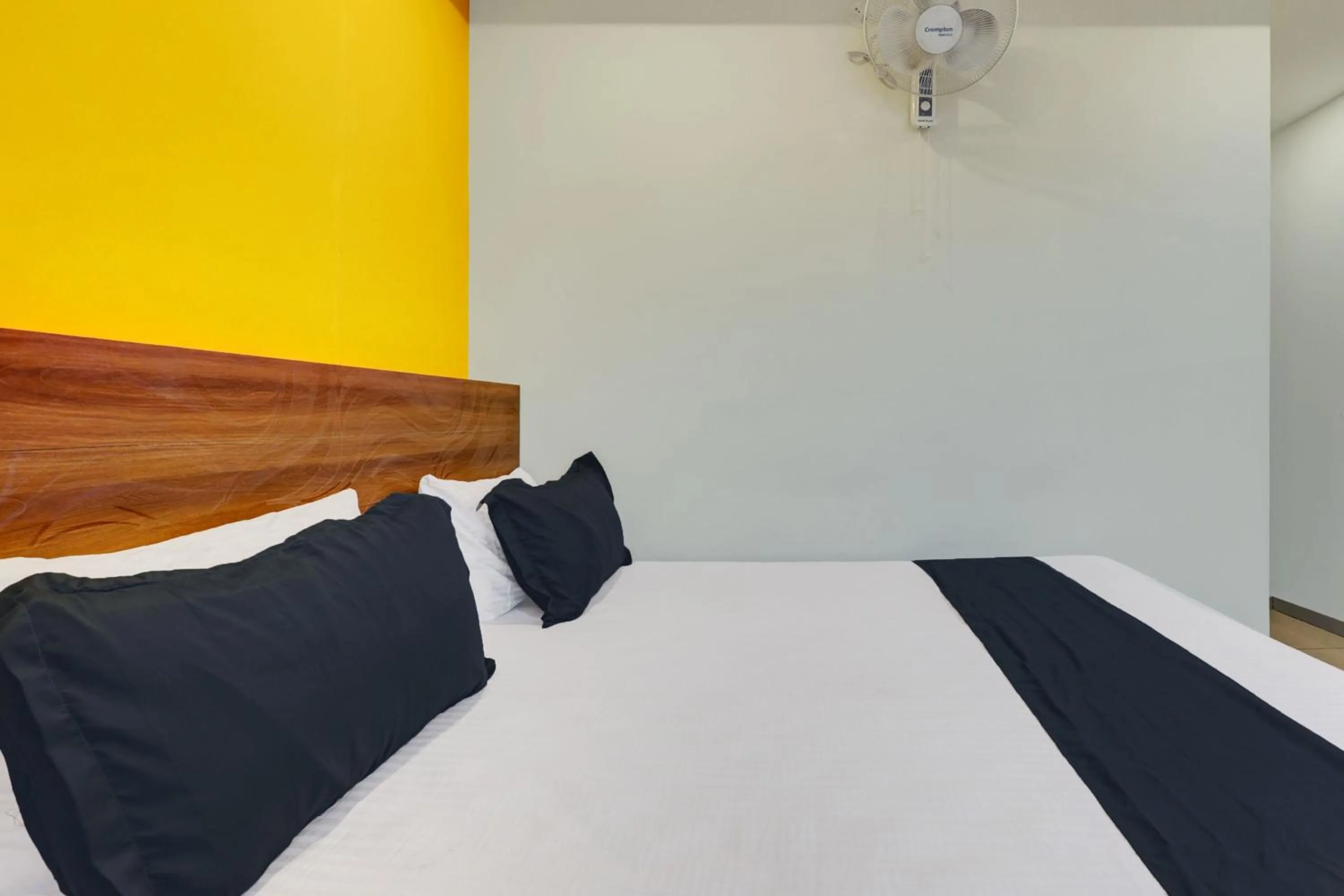 Lobby or reception, Bed in Dream Comforts Lodging & Boarding