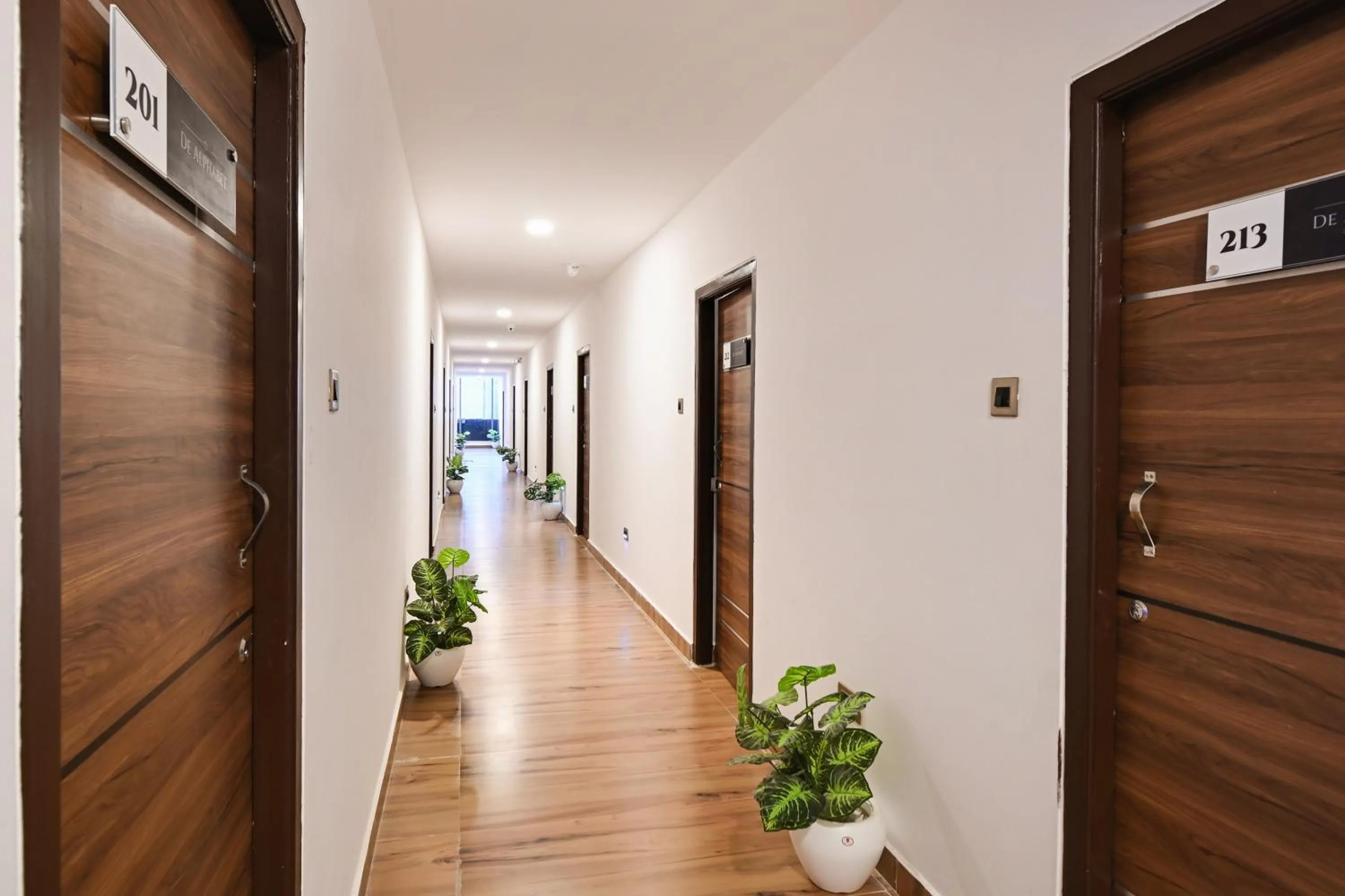 Lobby or reception in Super Townhouse De Alphabet Karmanghat