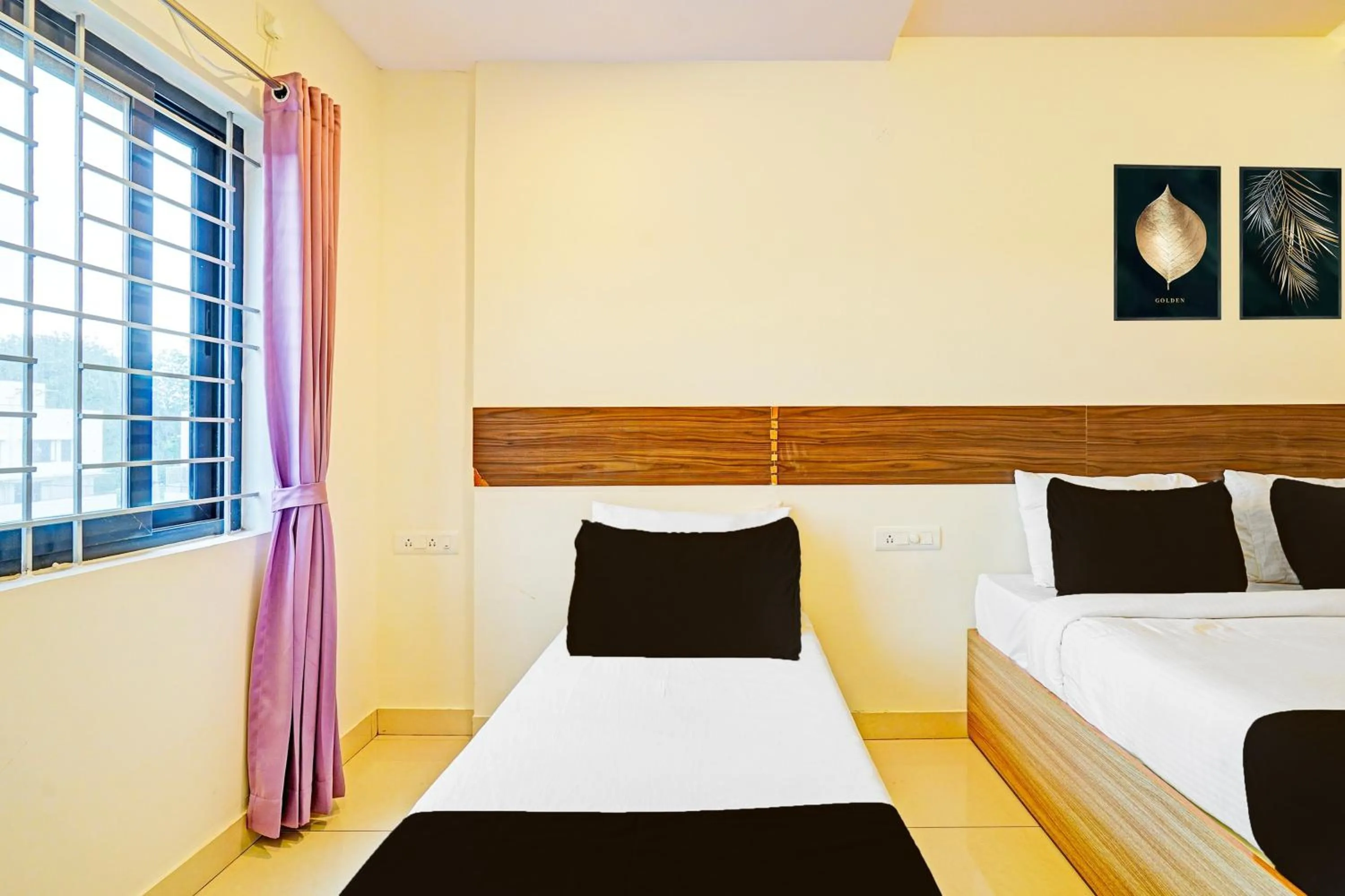 Bedroom, Bed in Super Townhouse Muthurayya Swamy Layout