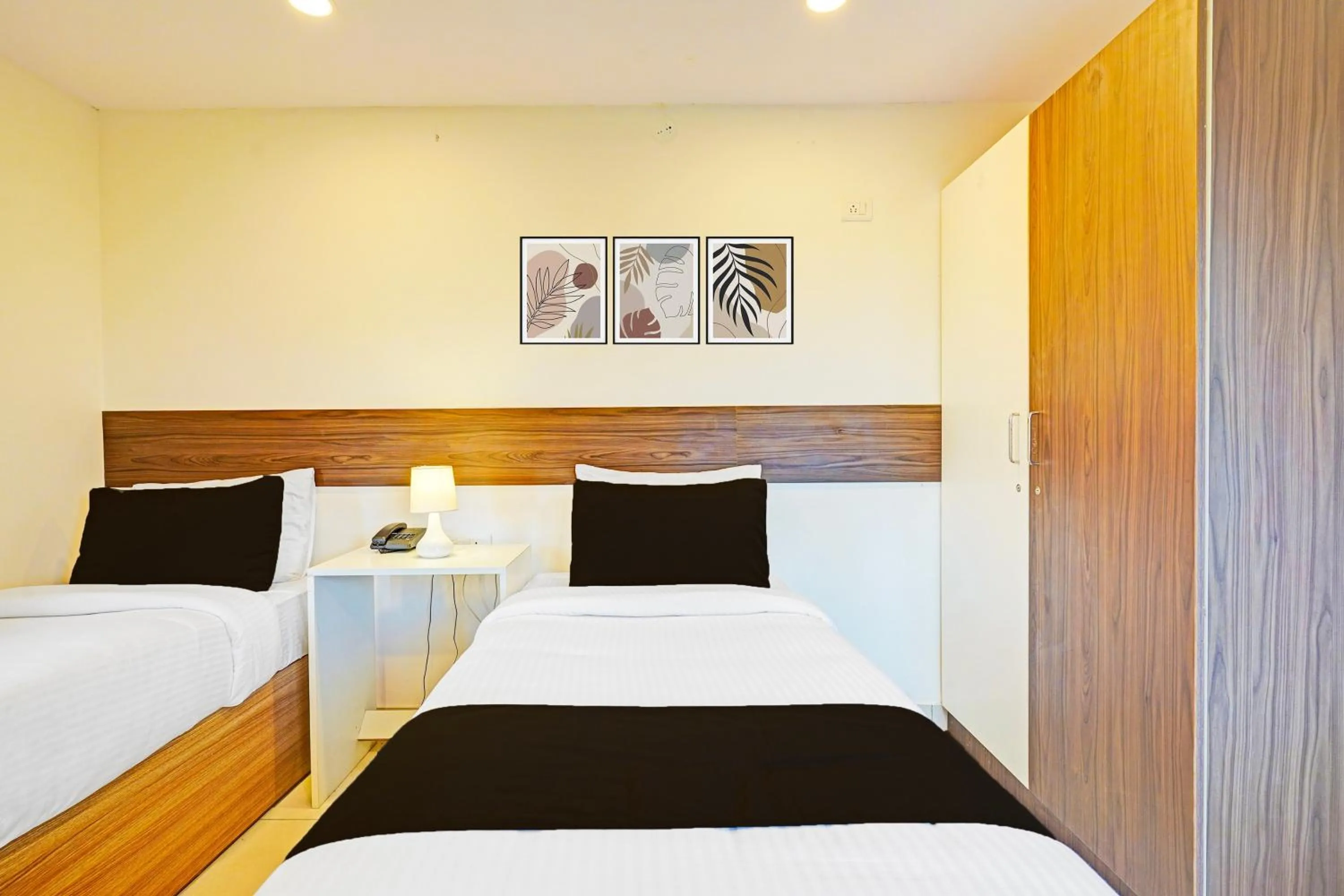 Bedroom, Bed in Super Townhouse Muthurayya Swamy Layout