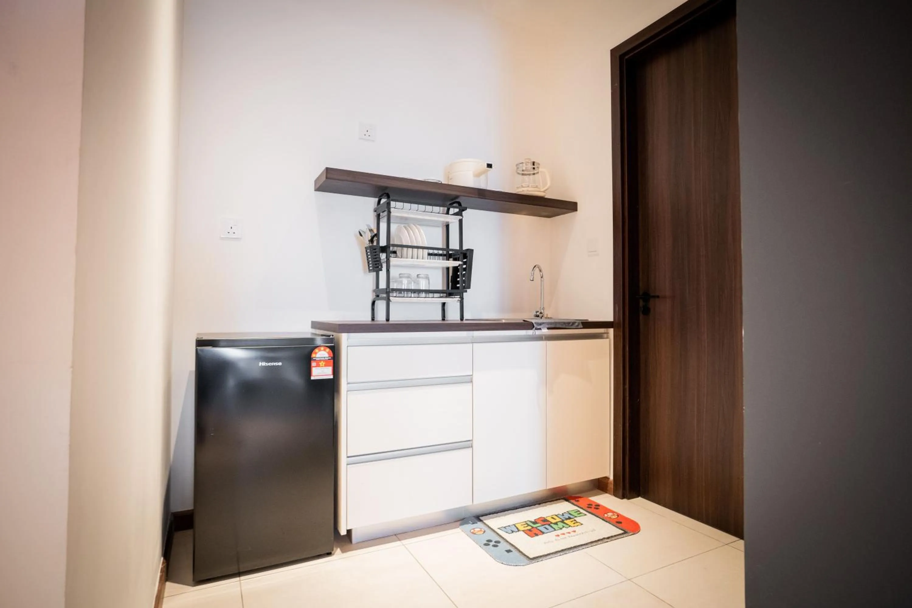 kitchen in K Avenue by CAIRO